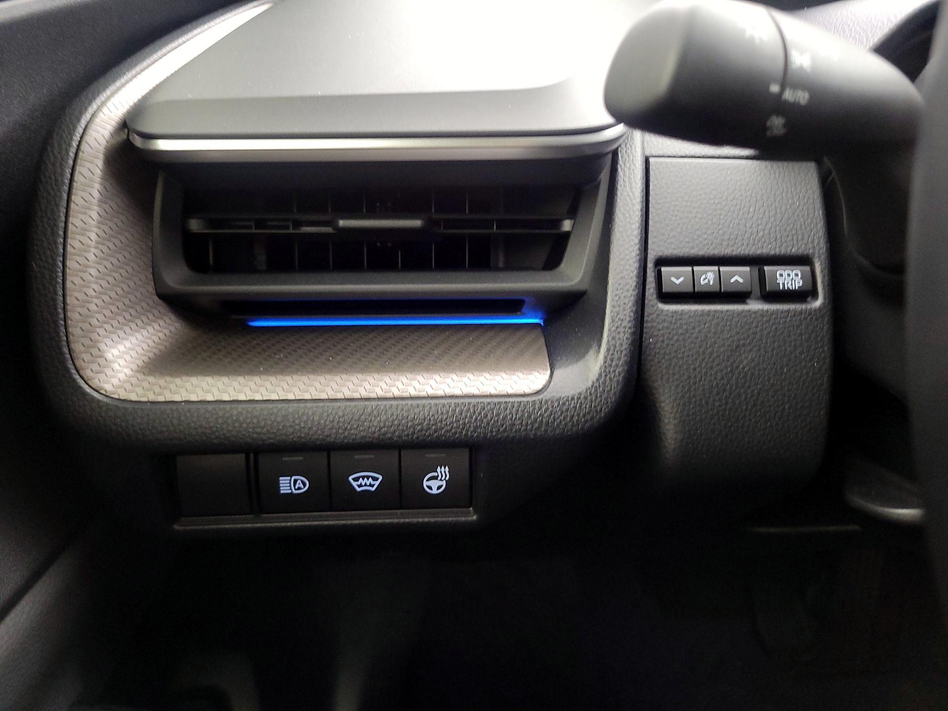 Thumbnail: 2024 Toyota Prius - 13