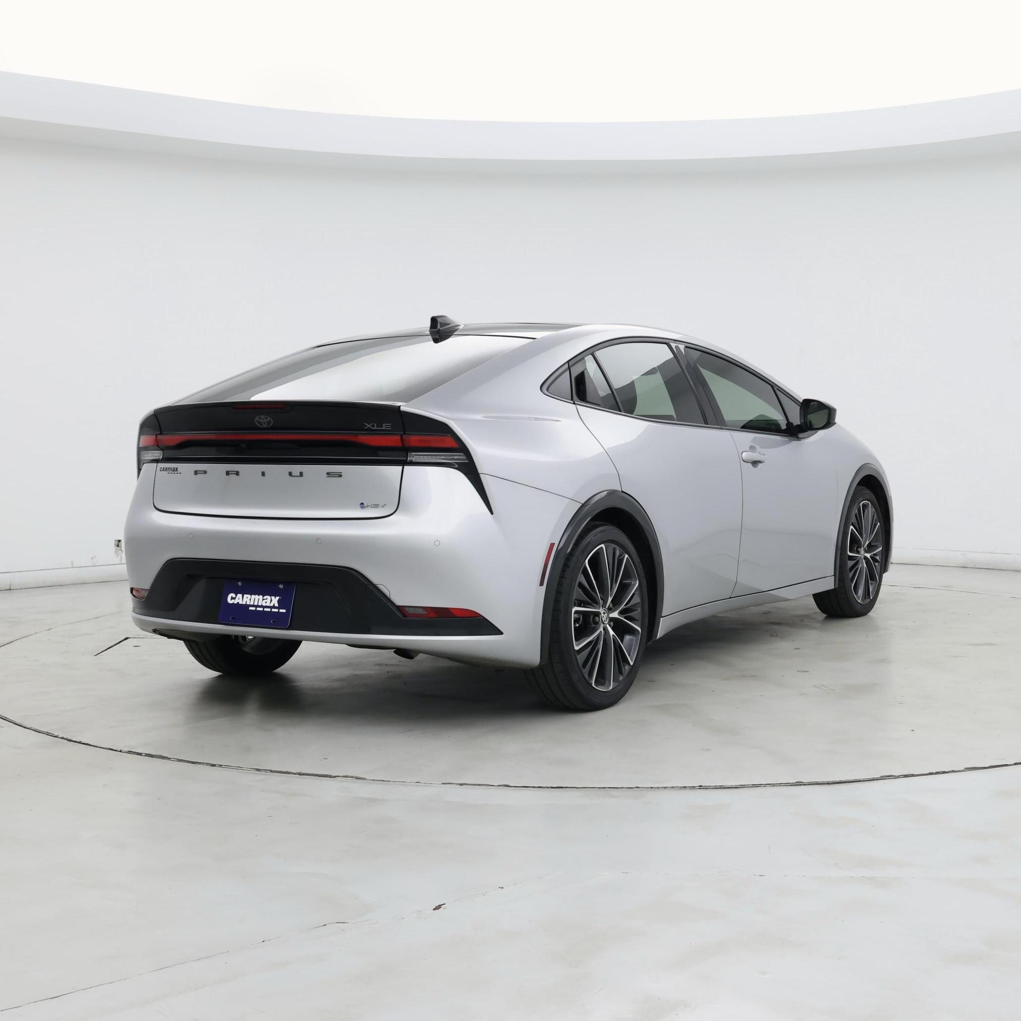 Thumbnail: 2024 Toyota Prius - 8