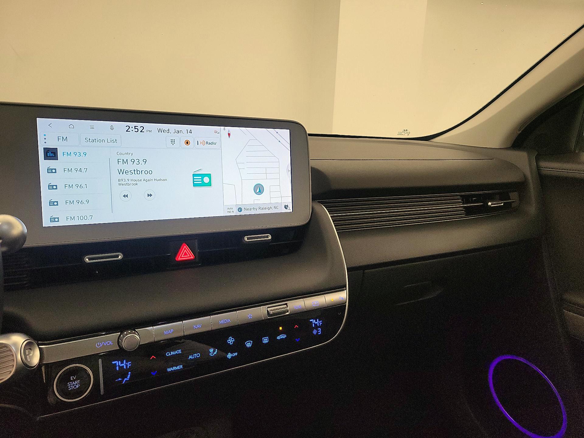 Thumbnail: 2024 Hyundai Ioniq 5 - 16