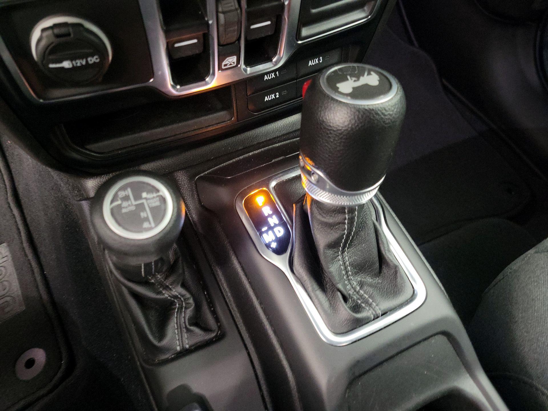 Thumbnail: 2024 Jeep Wrangler - 17