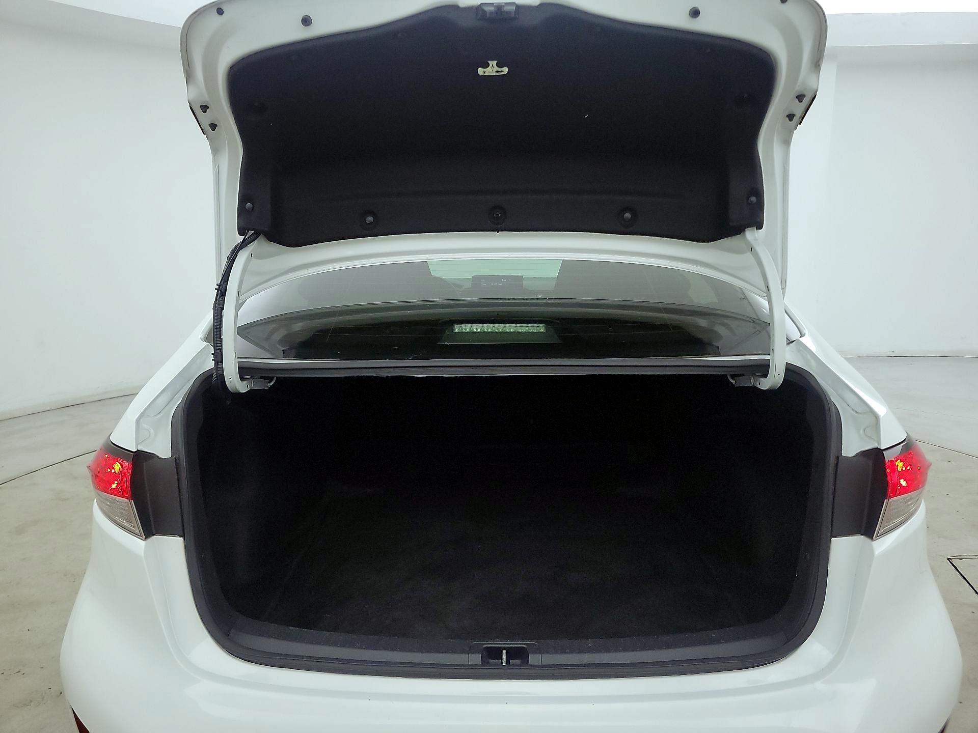 Thumbnail: 2020 Toyota Corolla - 20