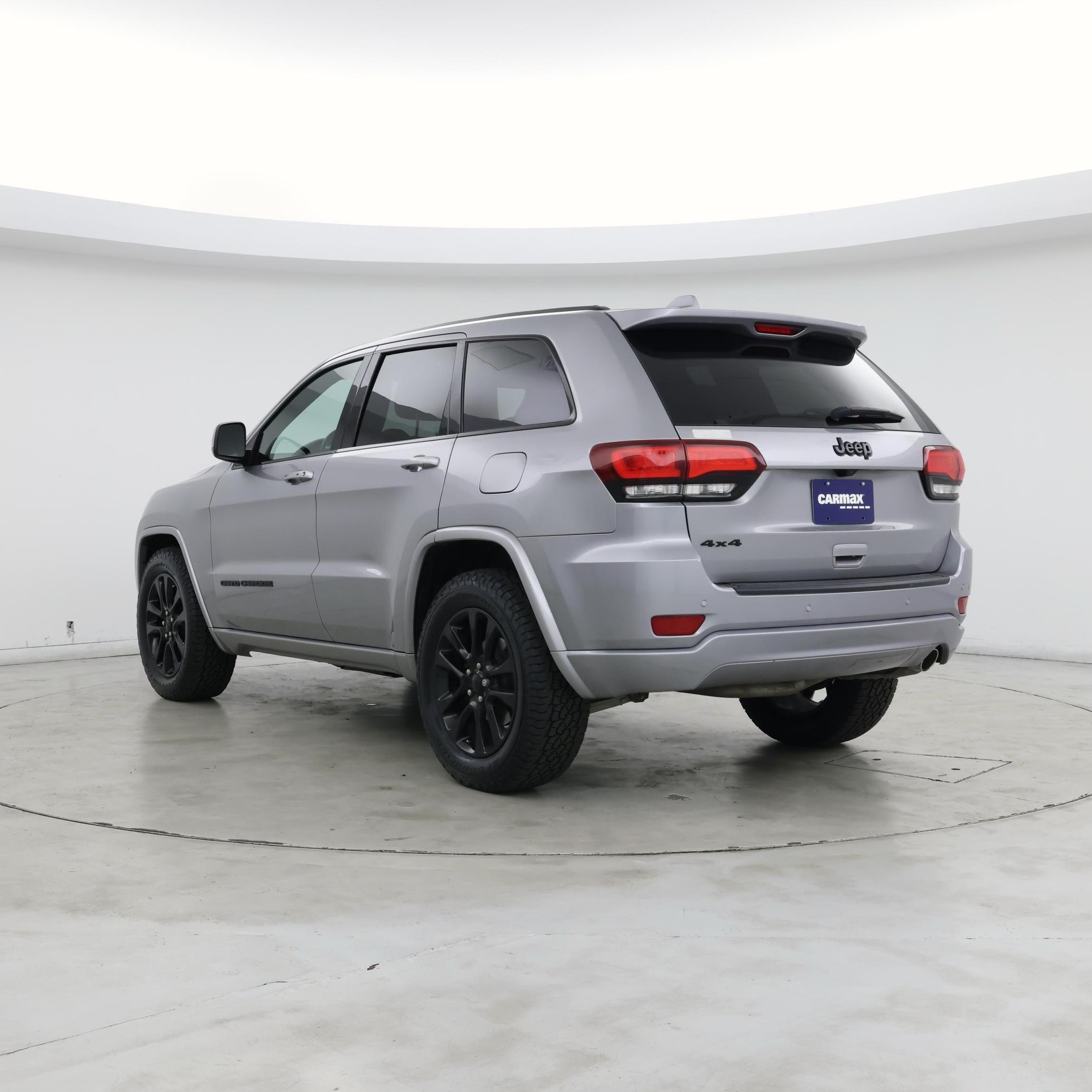 Thumbnail: 2019 Jeep Grand Cherokee - 2