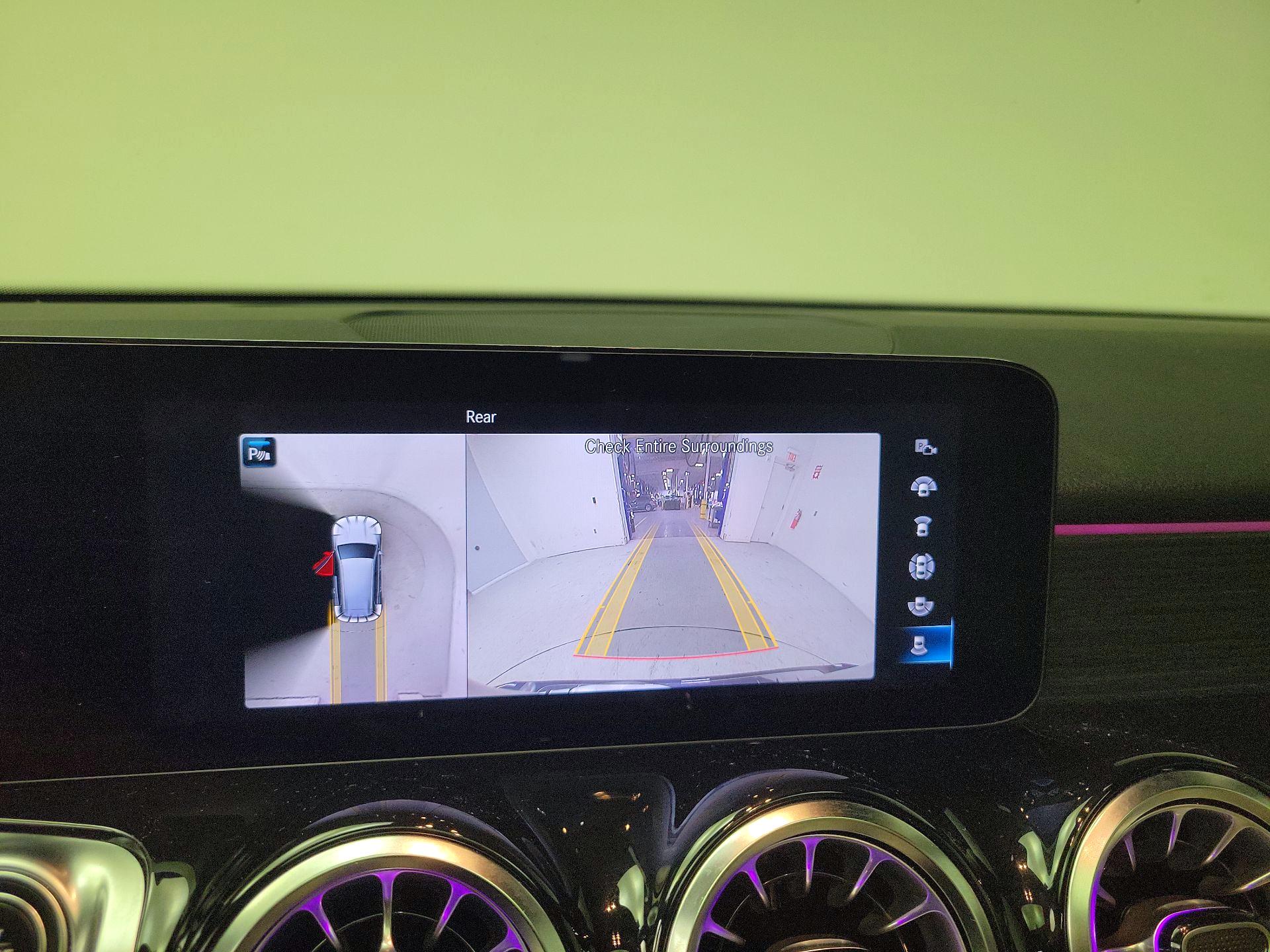 Thumbnail: 2022 Mercedes-Benz GLB - 14