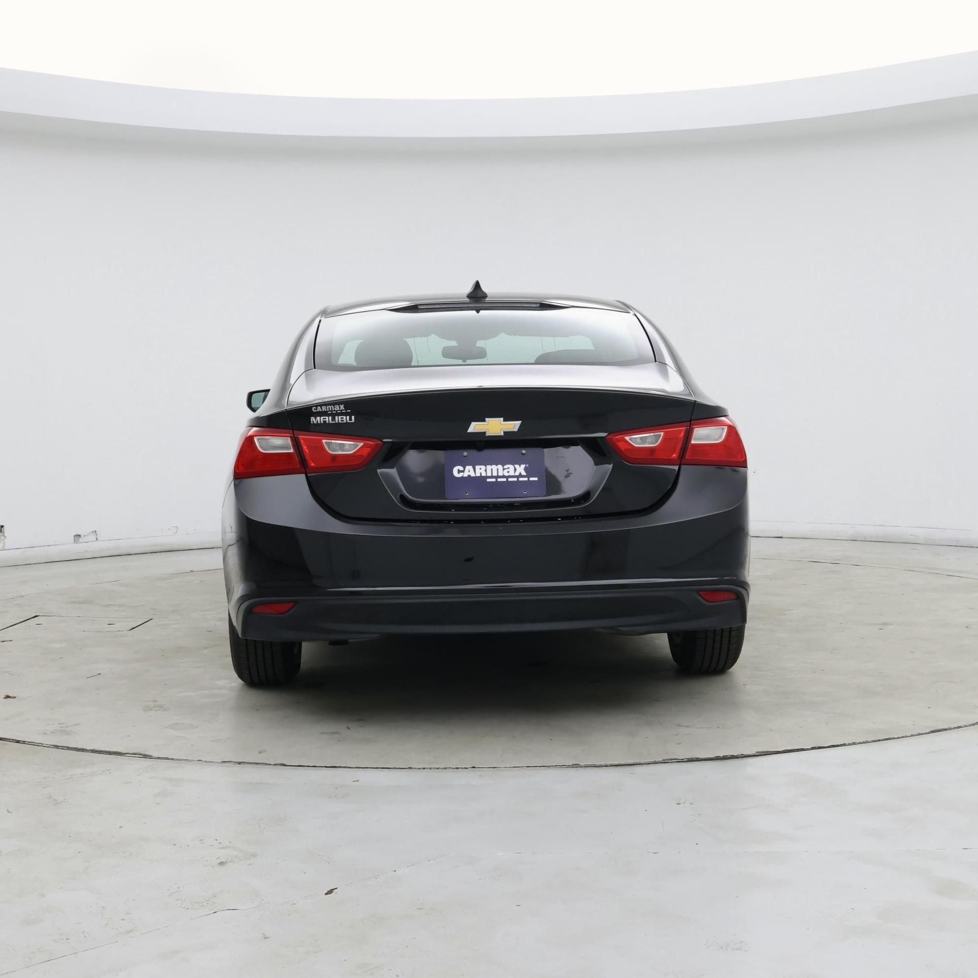 Thumbnail: 2018 Chevrolet Malibu - 6