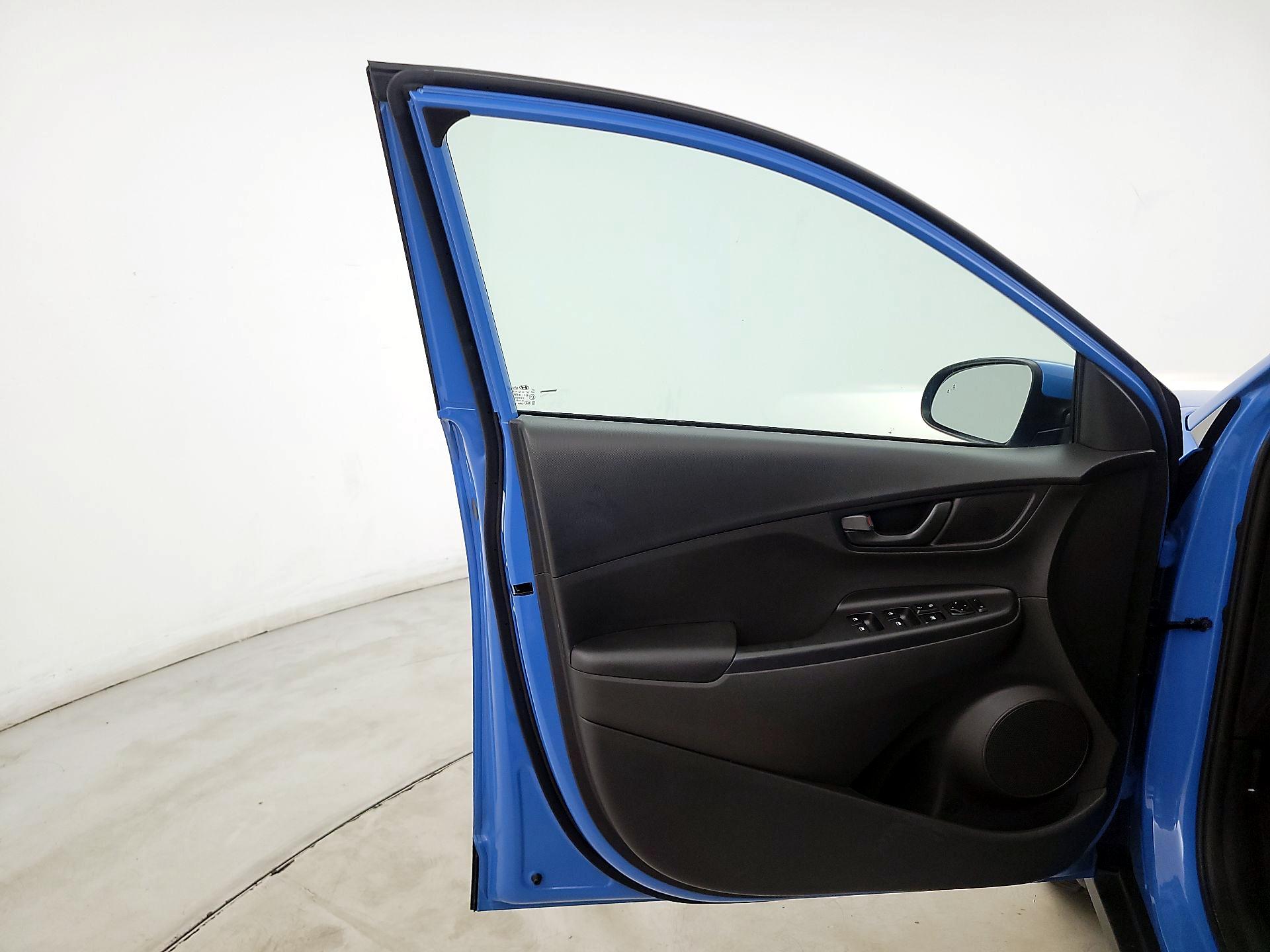 Thumbnail: 2022 Hyundai Kona - 12