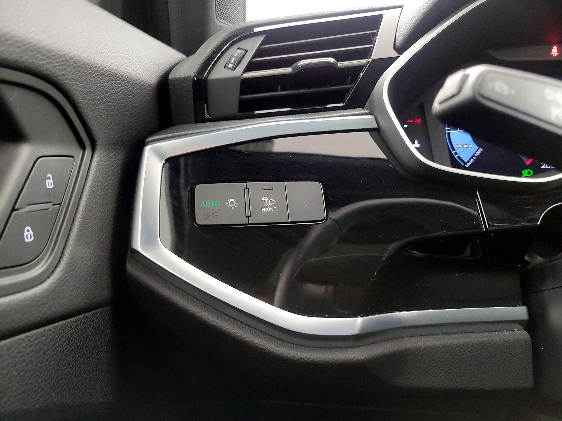 Thumbnail: 2024 Audi Q3 - 13