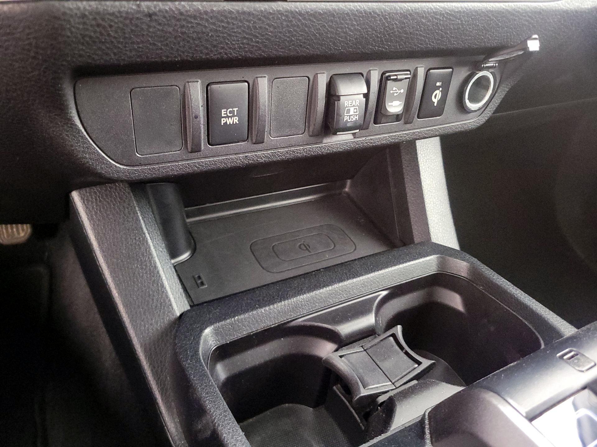 Thumbnail: 2019 Toyota Tacoma - 19