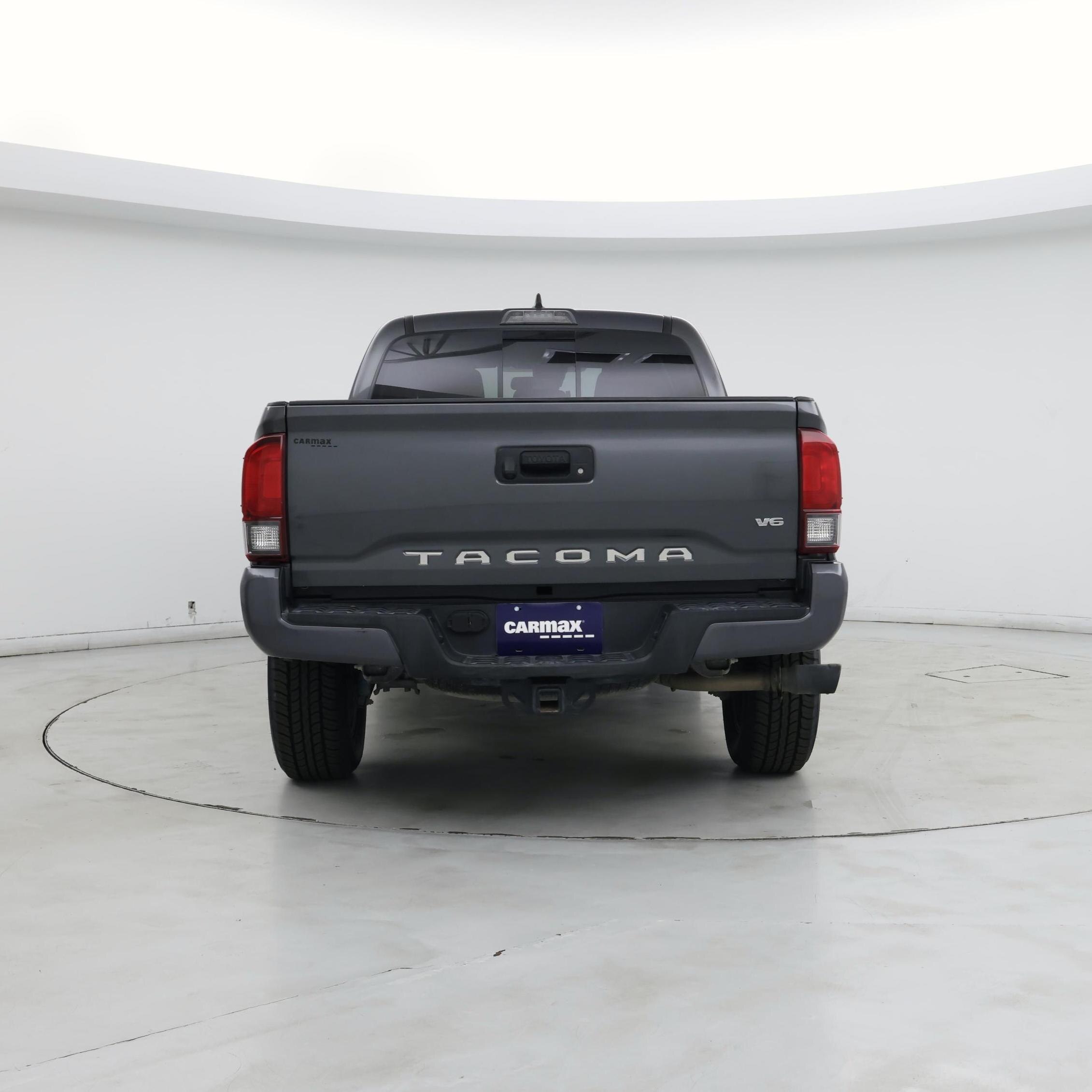 Thumbnail: 2019 Toyota Tacoma - 6