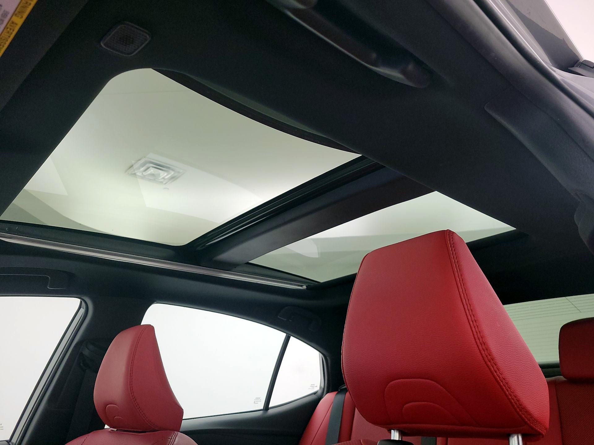 Thumbnail: 2025 Toyota Camry - 19