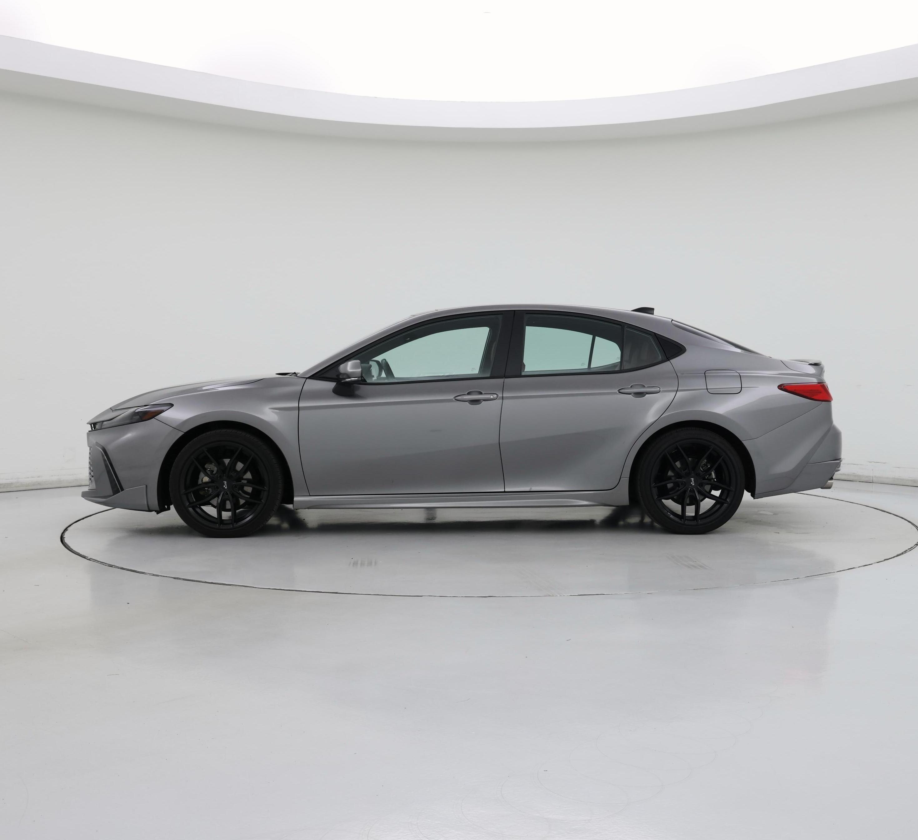 Thumbnail: 2025 Toyota Camry - 3