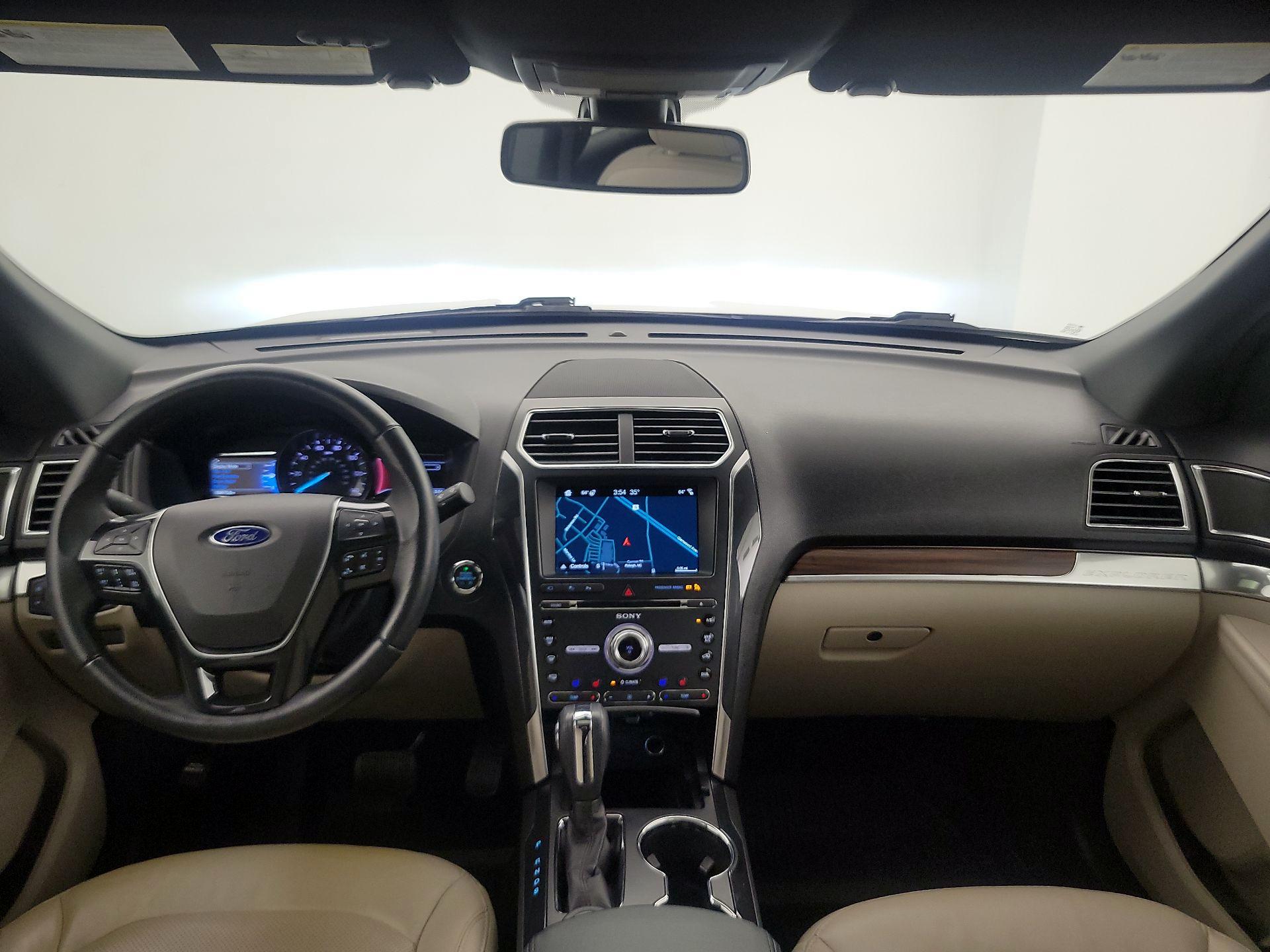 Thumbnail: 2018 Ford Explorer - 9