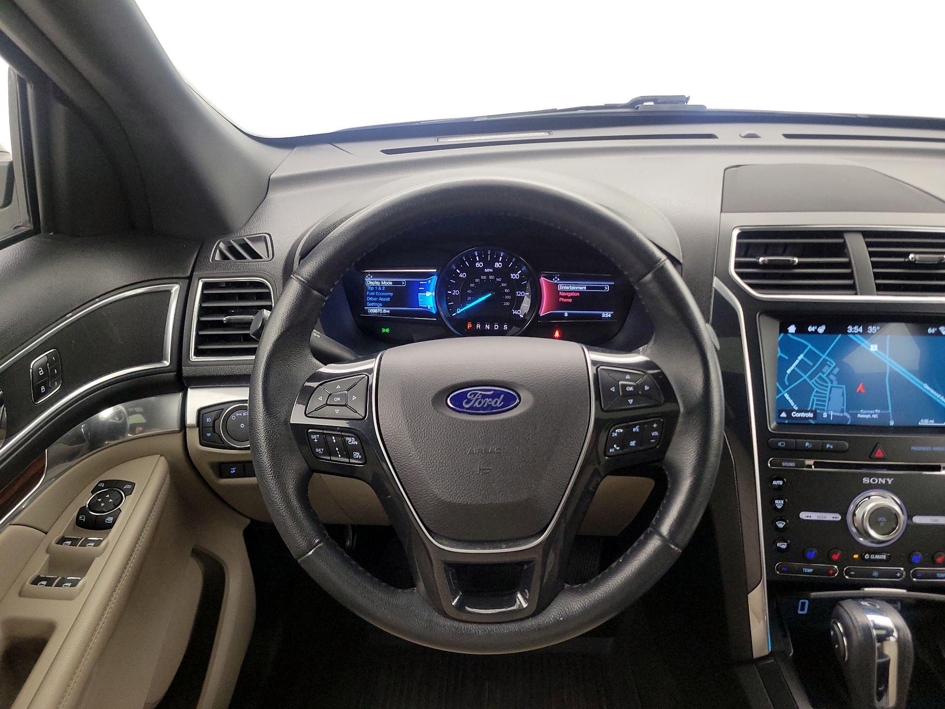 Thumbnail: 2018 Ford Explorer - 10