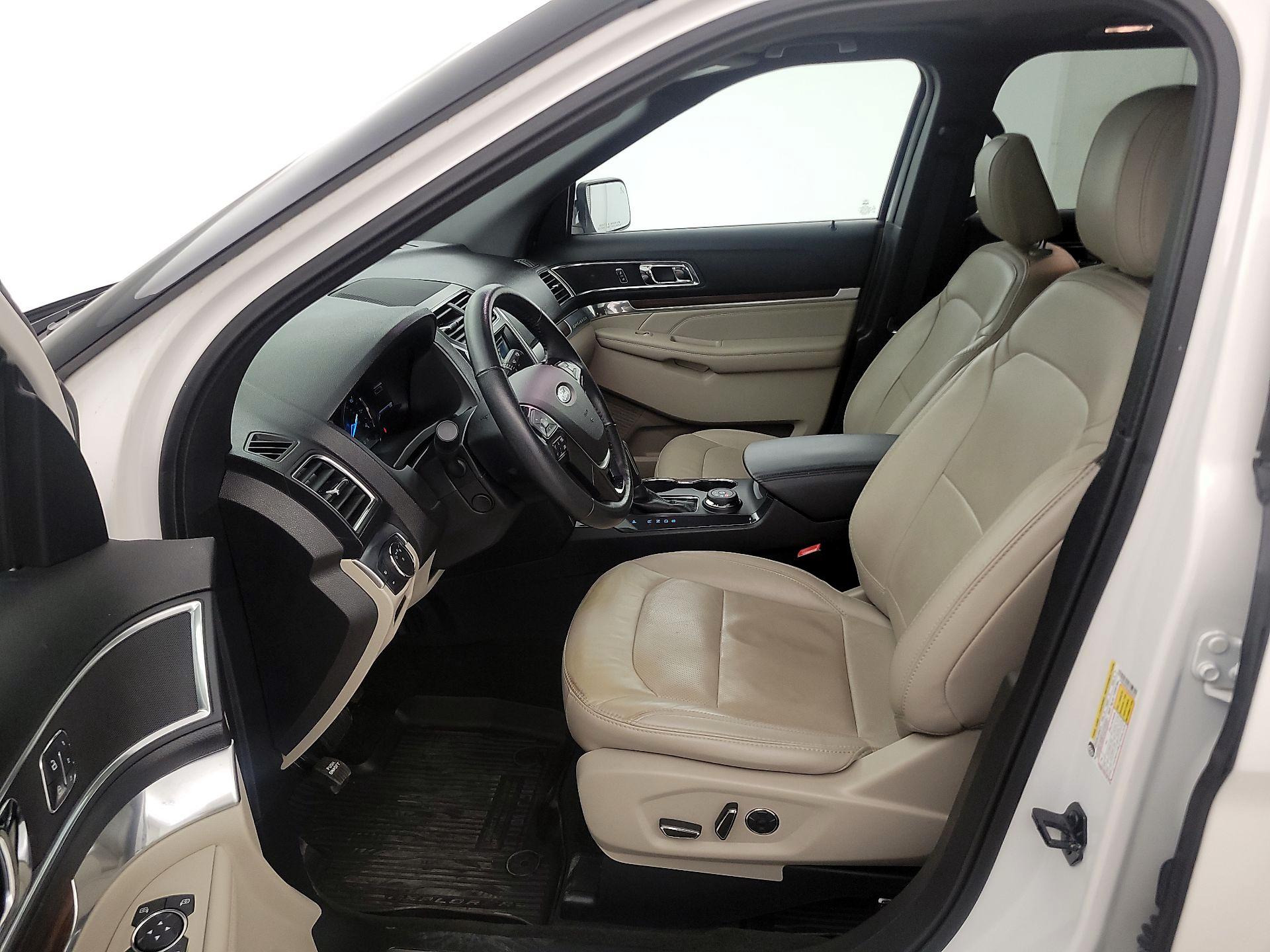 Thumbnail: 2018 Ford Explorer - 11