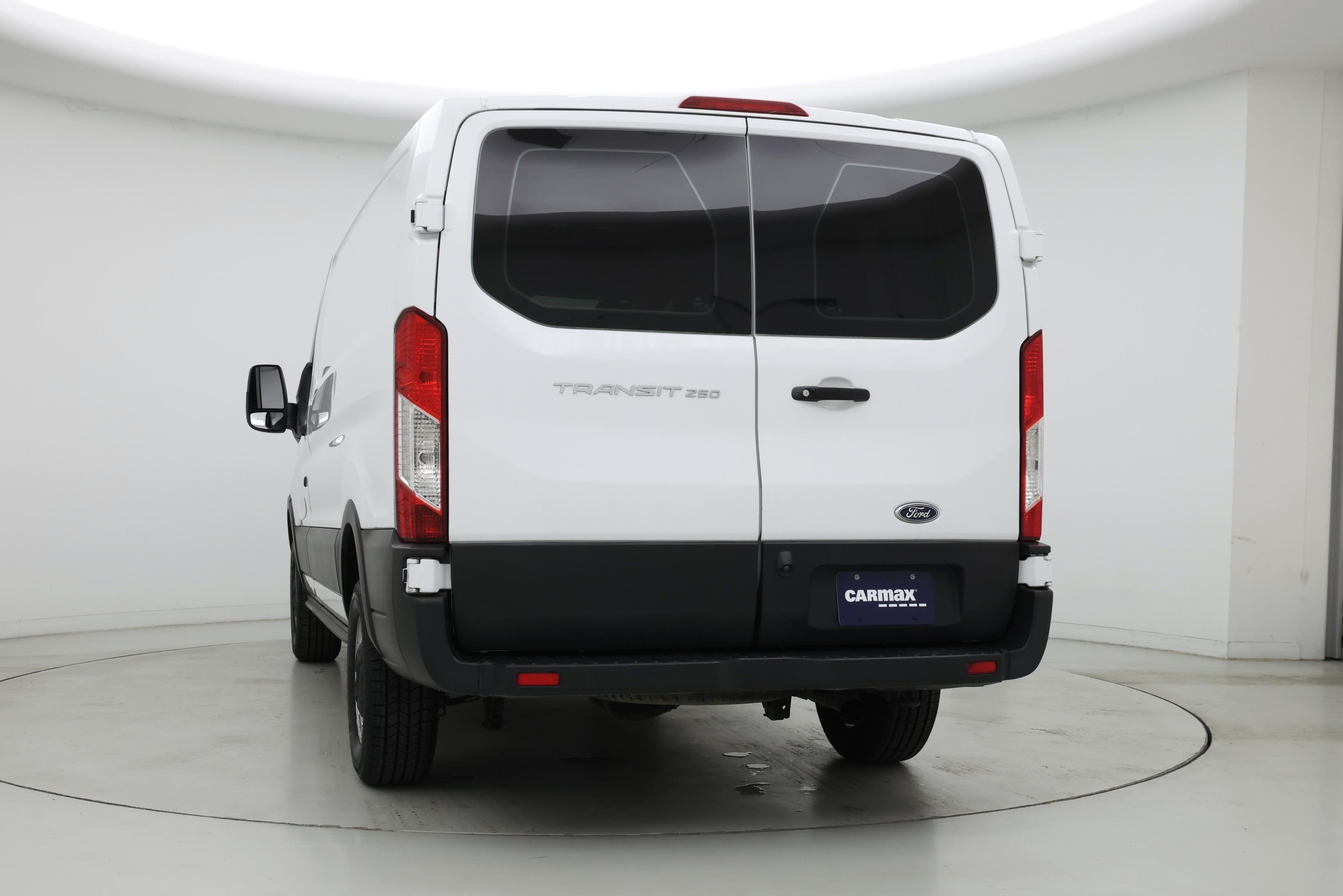 Thumbnail: 2019 Ford Transit Series - 6