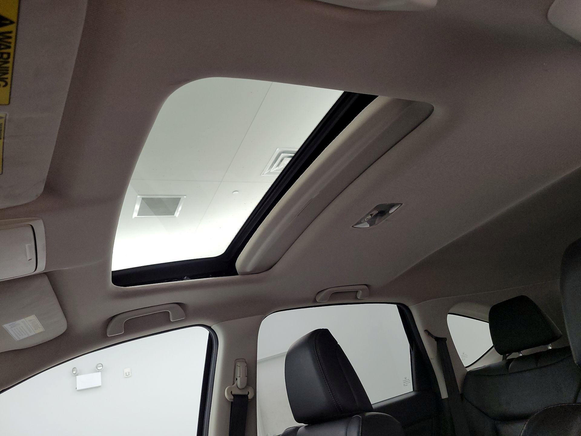 Thumbnail: 2016 Honda CR-V - 19