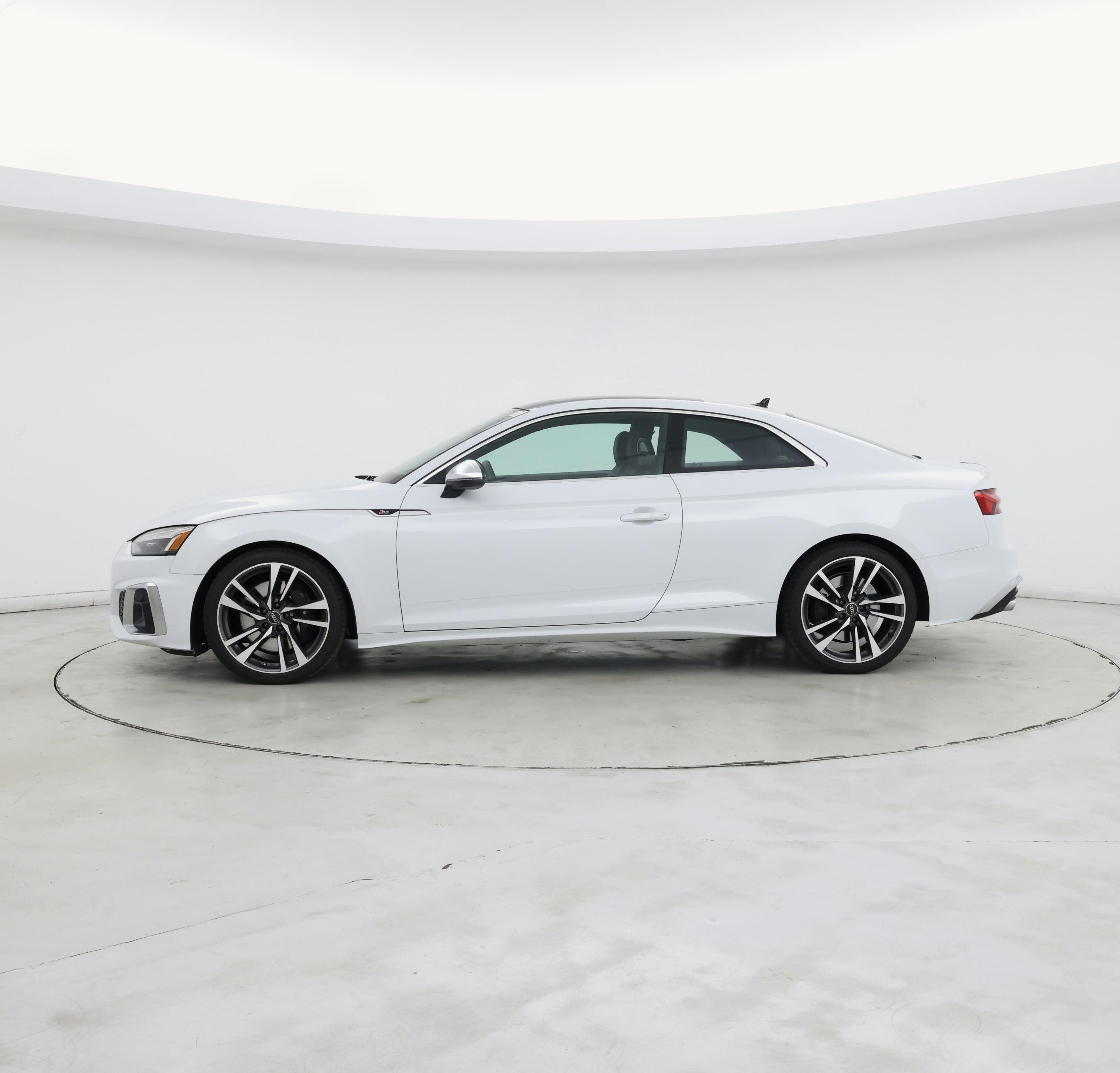 Thumbnail: 2022 Audi S5 - 3