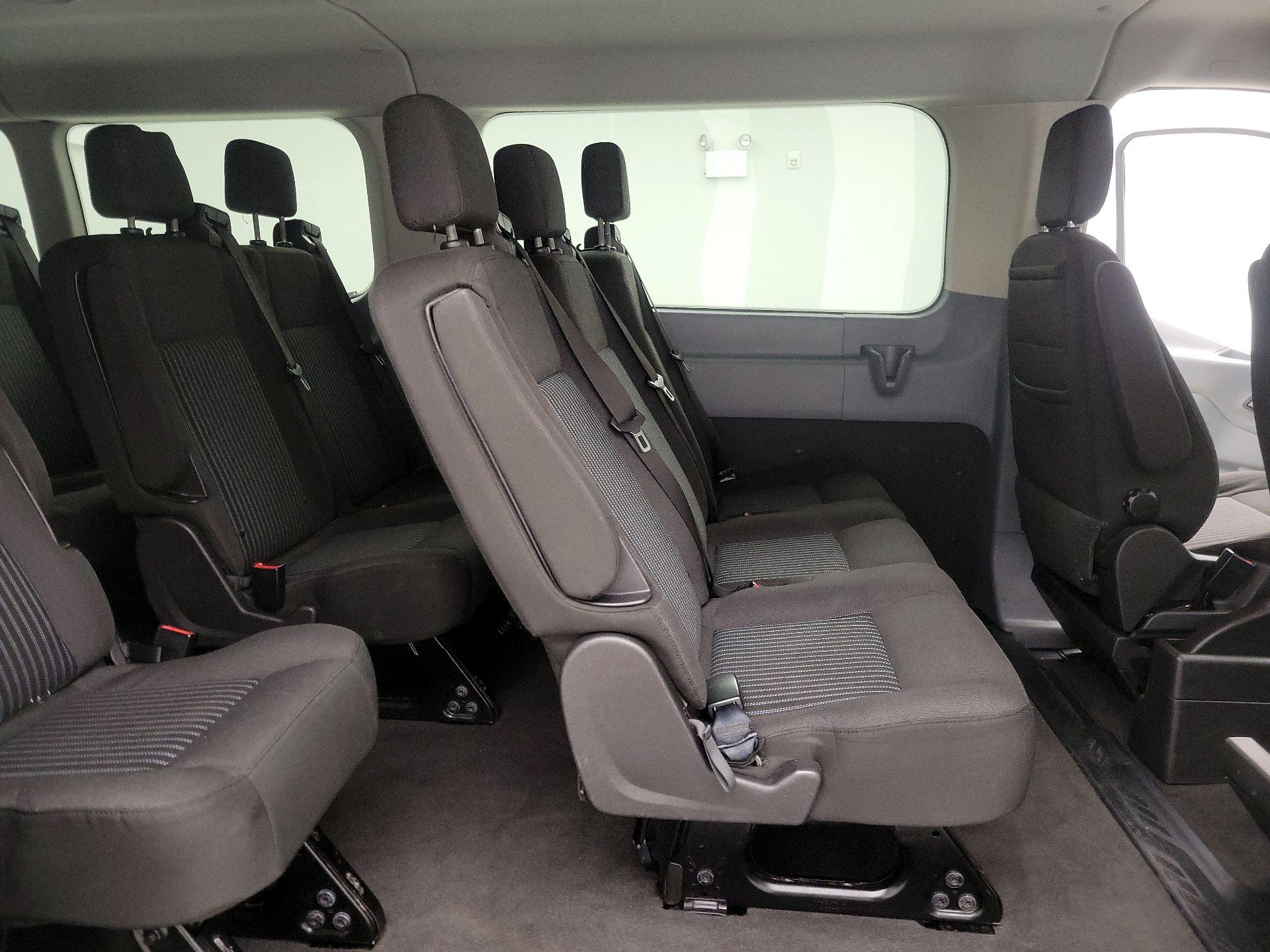 Thumbnail: 2018 Ford Transit Series - 19