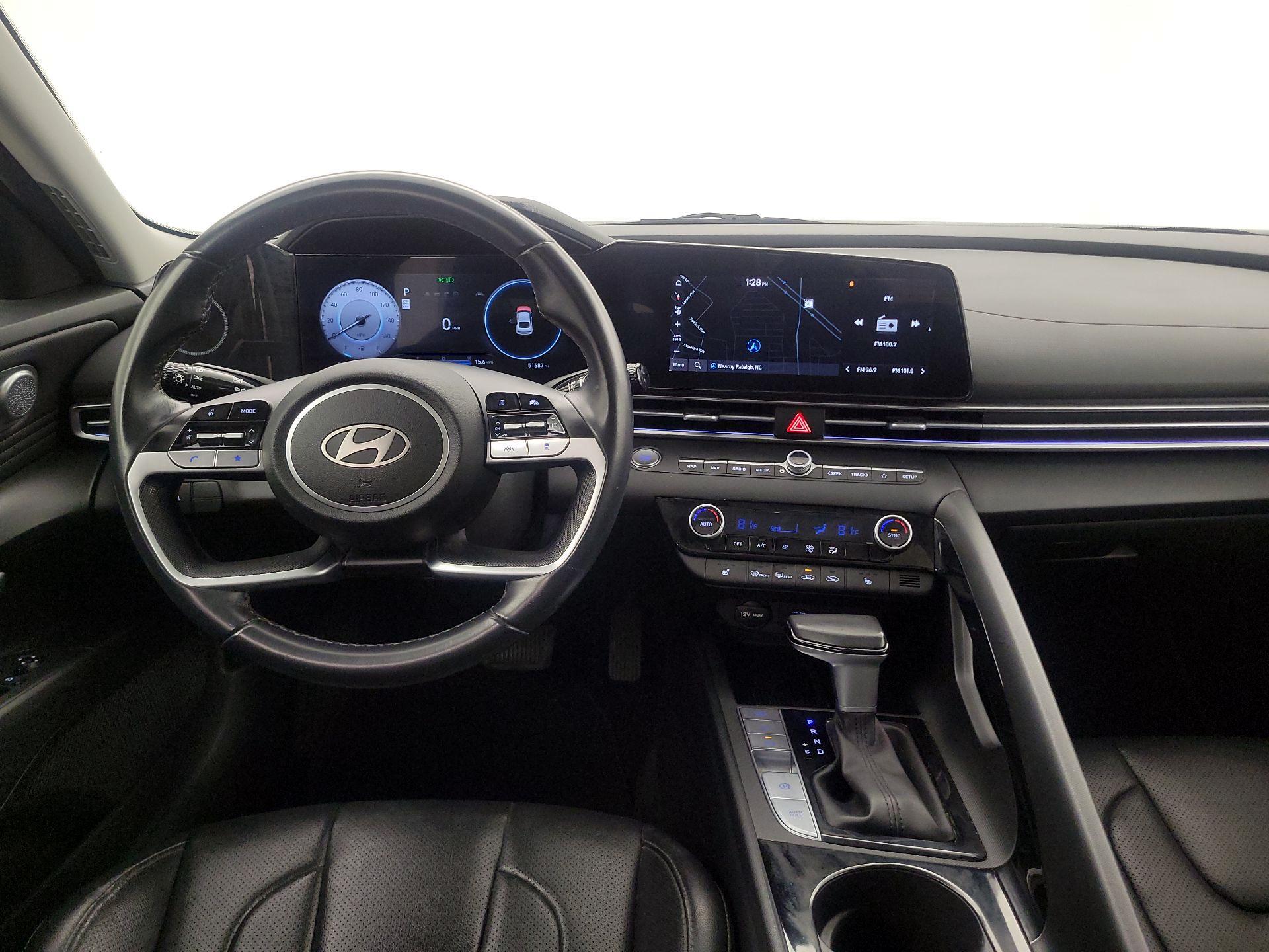 Thumbnail: 2024 Hyundai Elantra - 10