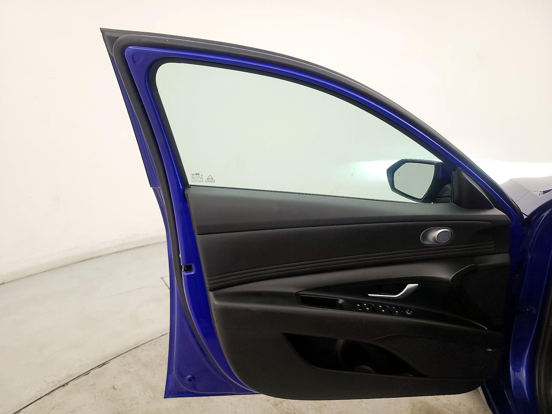 Thumbnail: 2024 Hyundai Elantra - 12