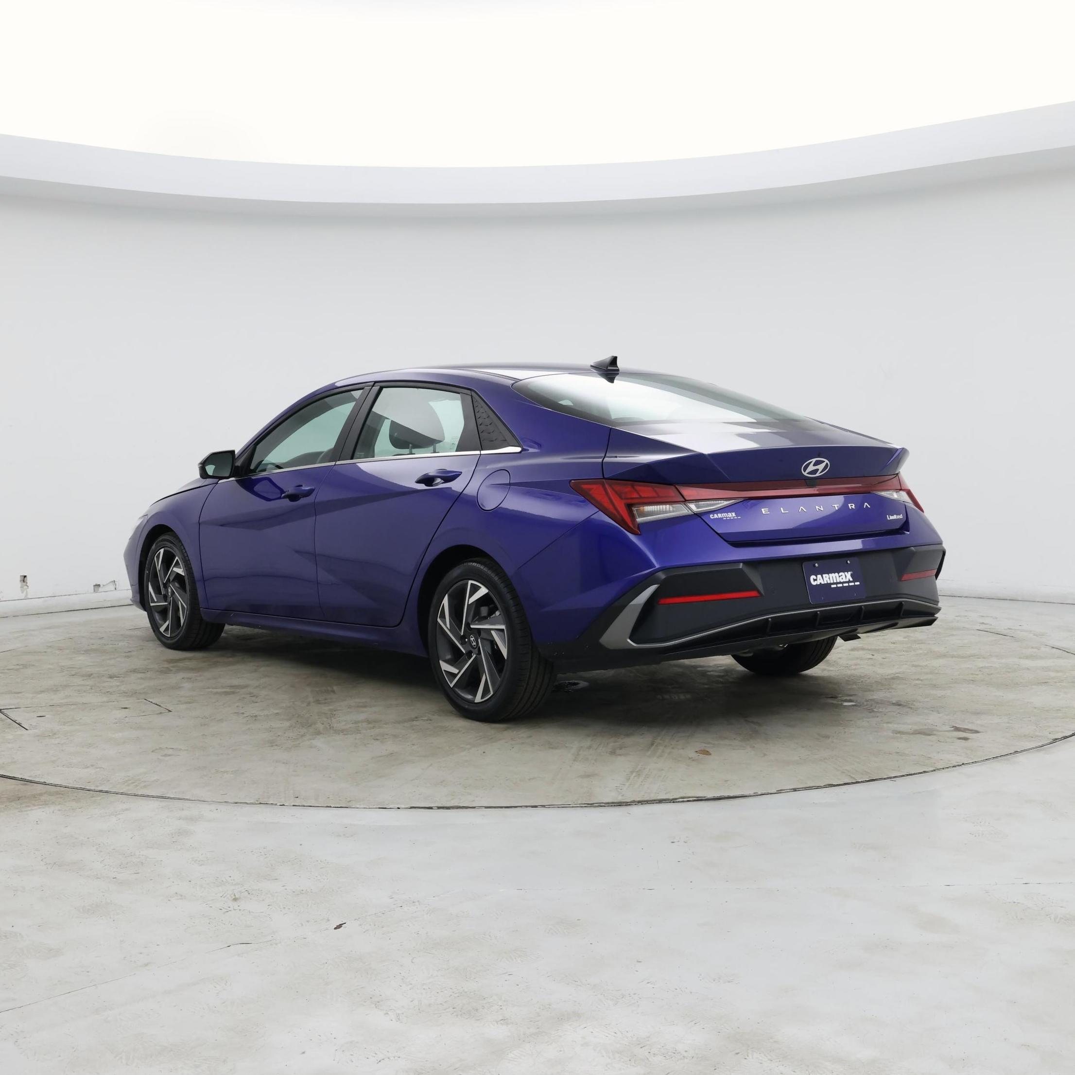 Thumbnail: 2024 Hyundai Elantra - 2