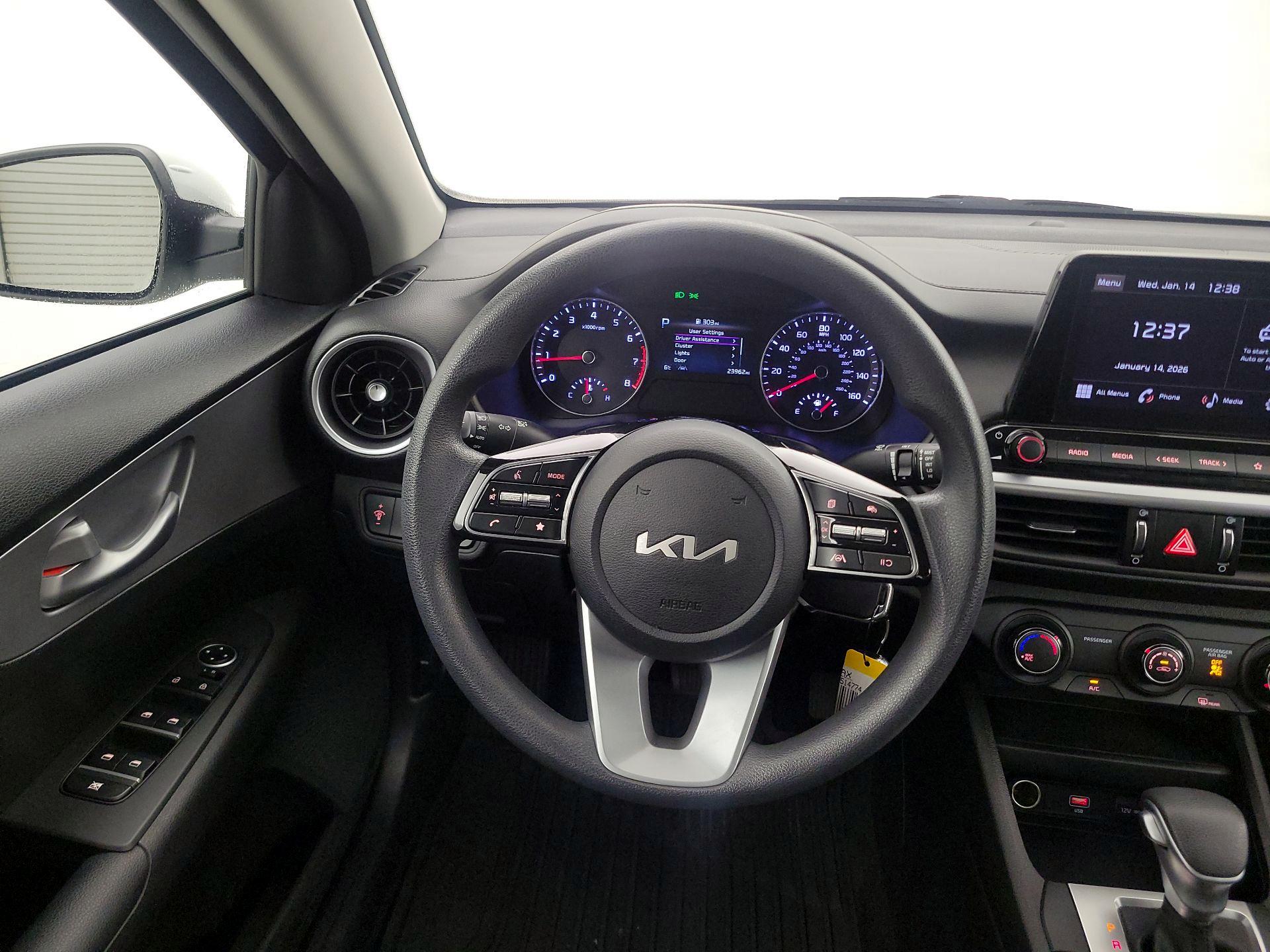 Thumbnail: 2023 Kia Forte - 10