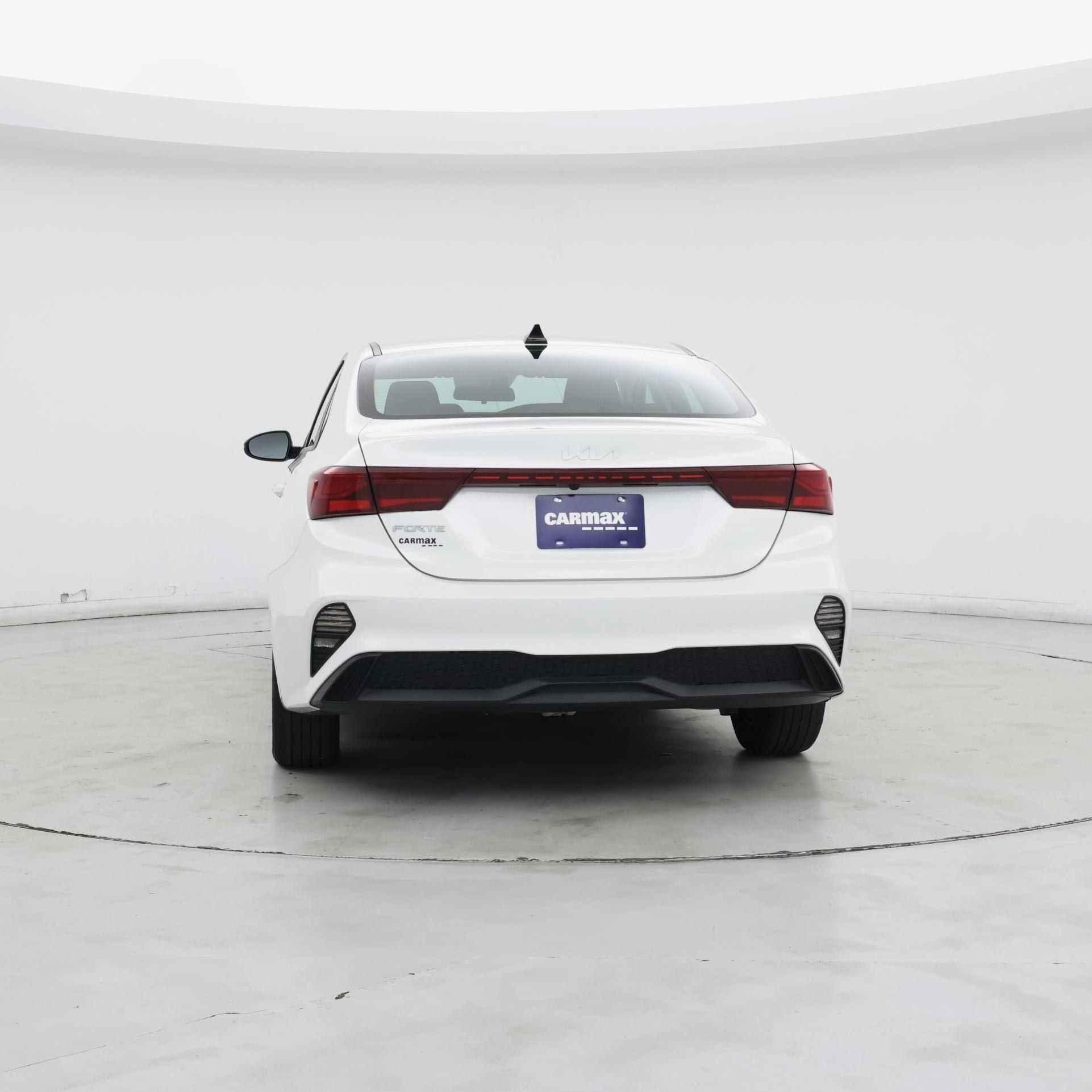 Thumbnail: 2023 Kia Forte - 6