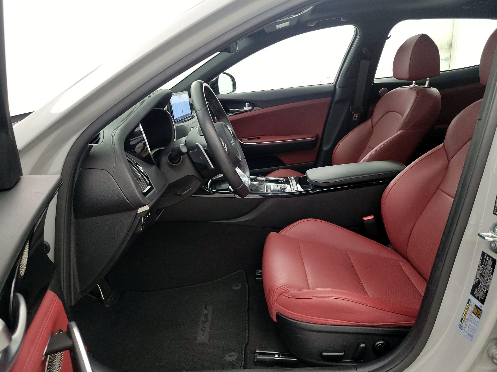 Thumbnail: 2023 Kia Stinger - 11