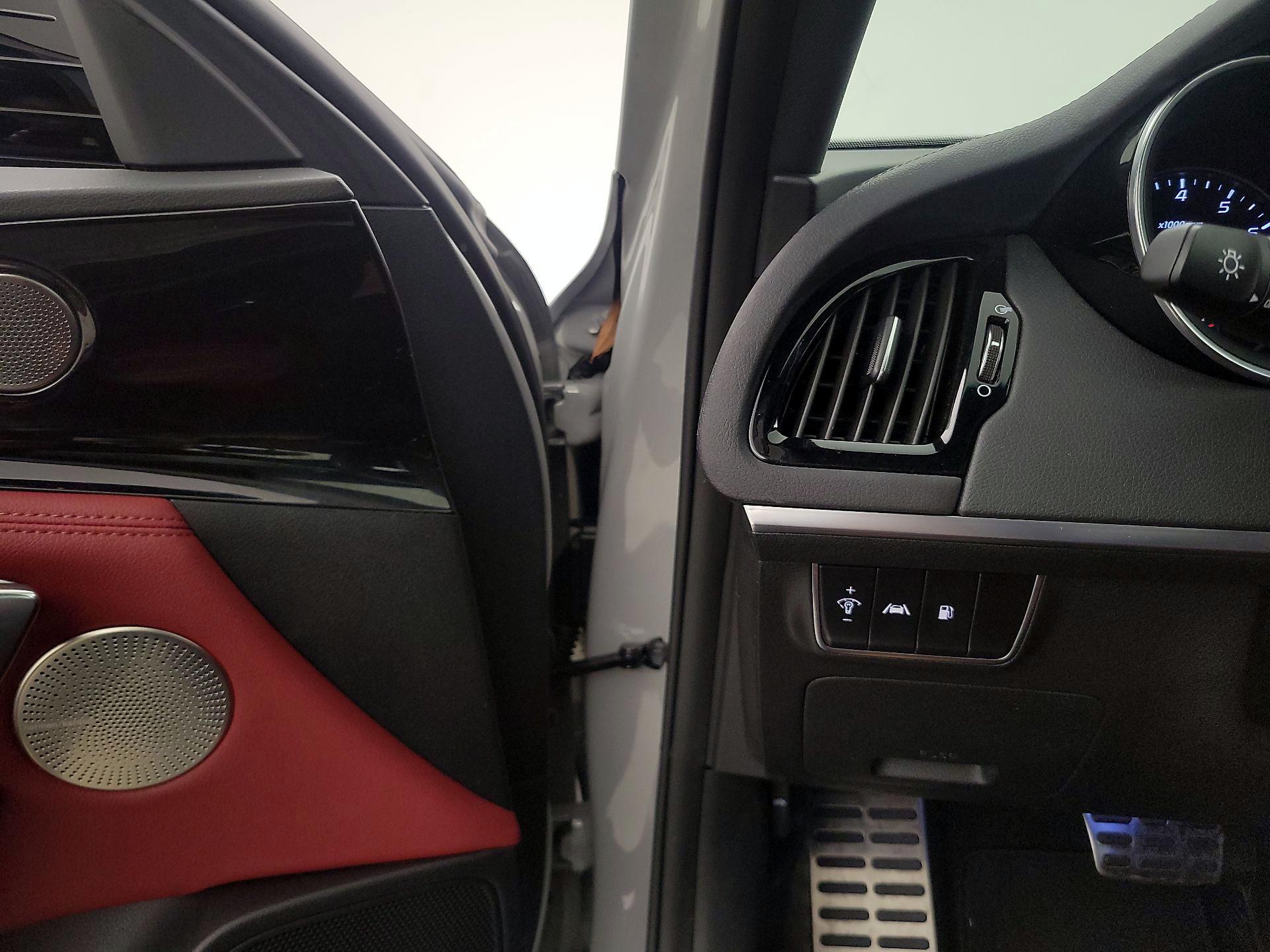 Thumbnail: 2023 Kia Stinger - 13