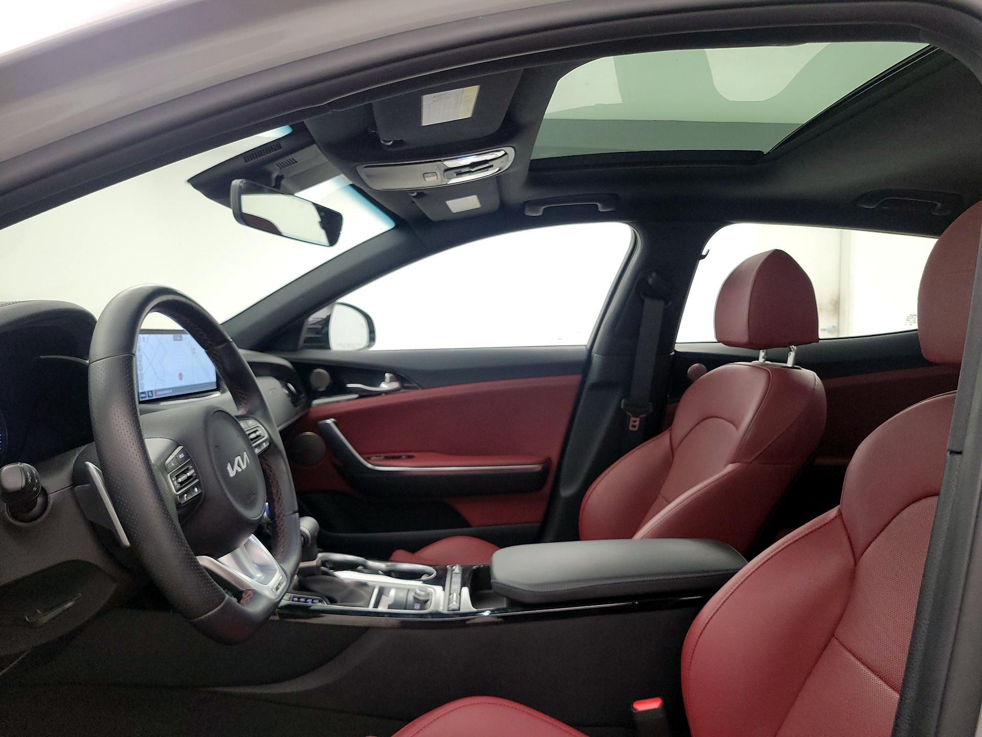 Thumbnail: 2023 Kia Stinger - 20