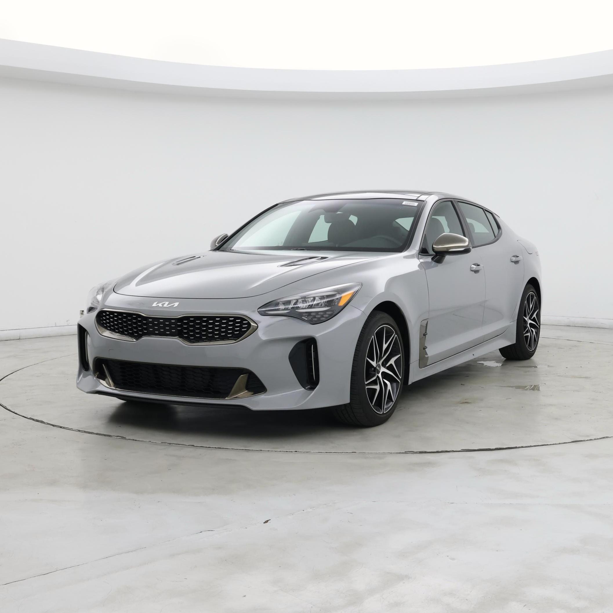 Thumbnail: 2023 Kia Stinger - 4