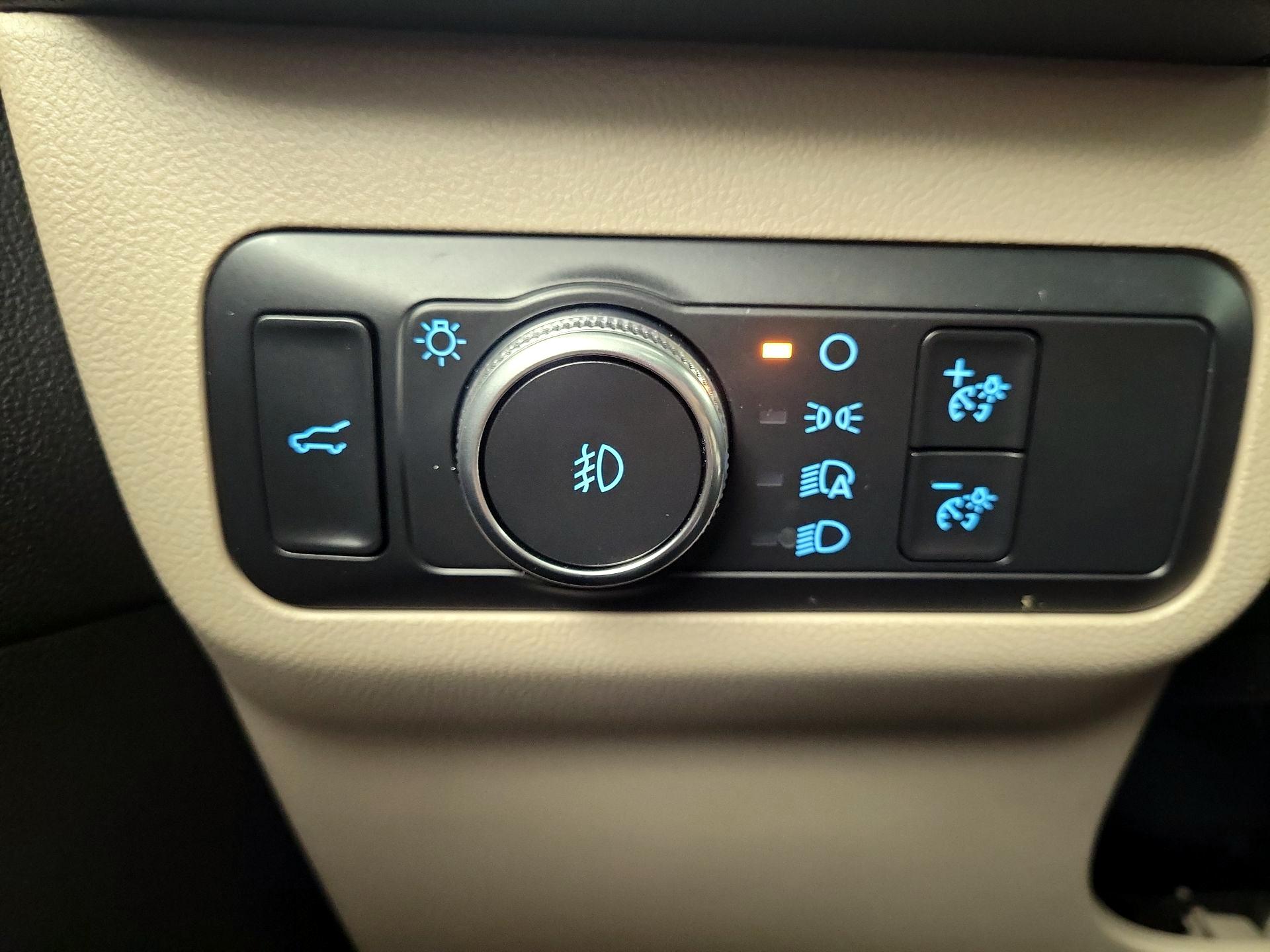 Thumbnail: 2020 Ford Escape - 11