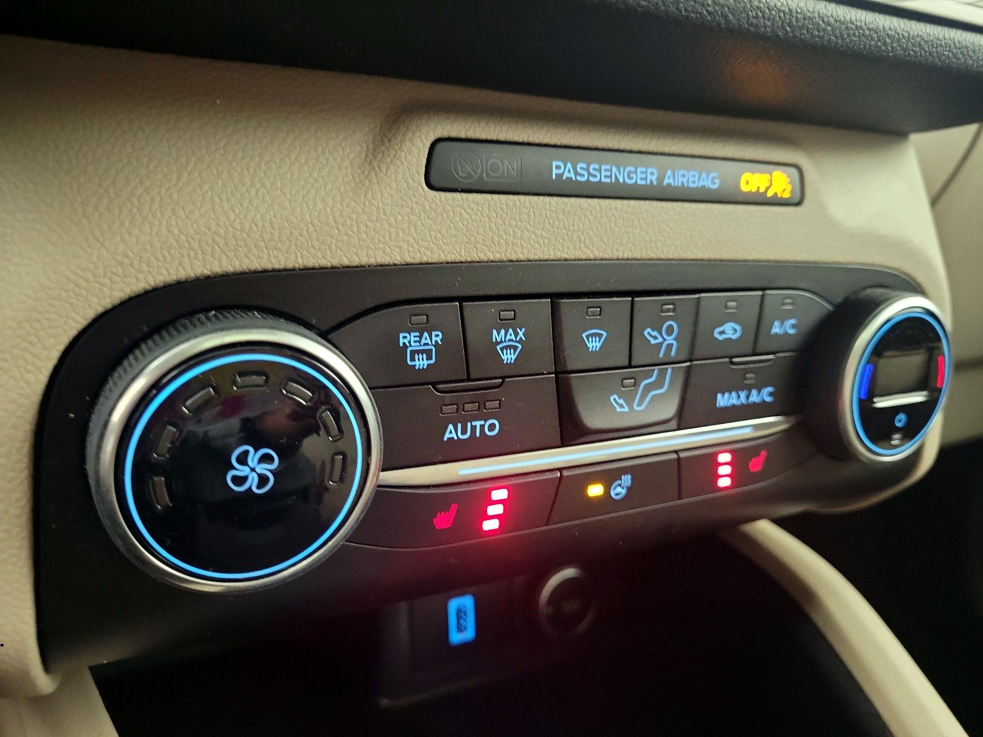 Thumbnail: 2020 Ford Escape - 15