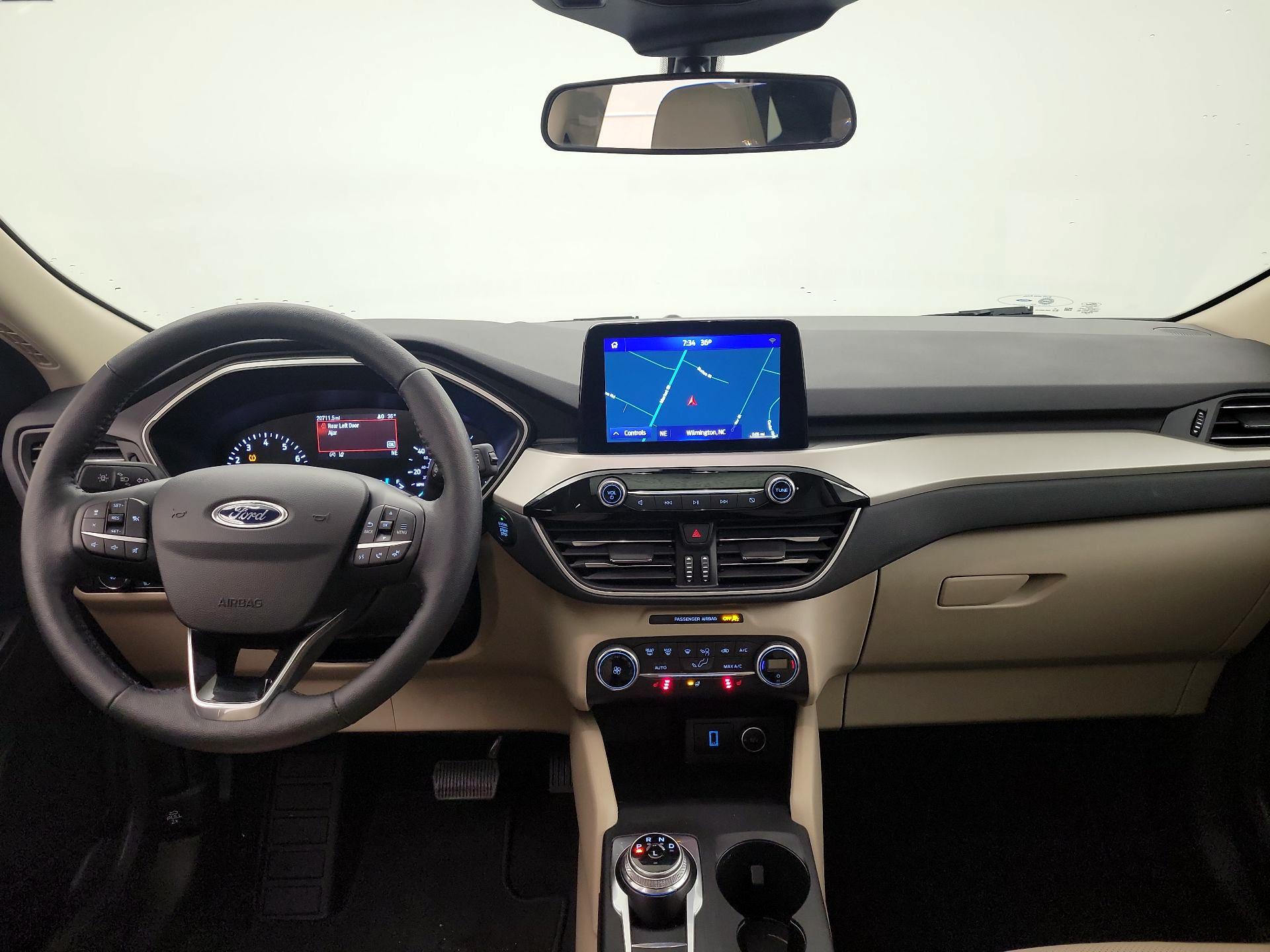 Thumbnail: 2020 Ford Escape - 8