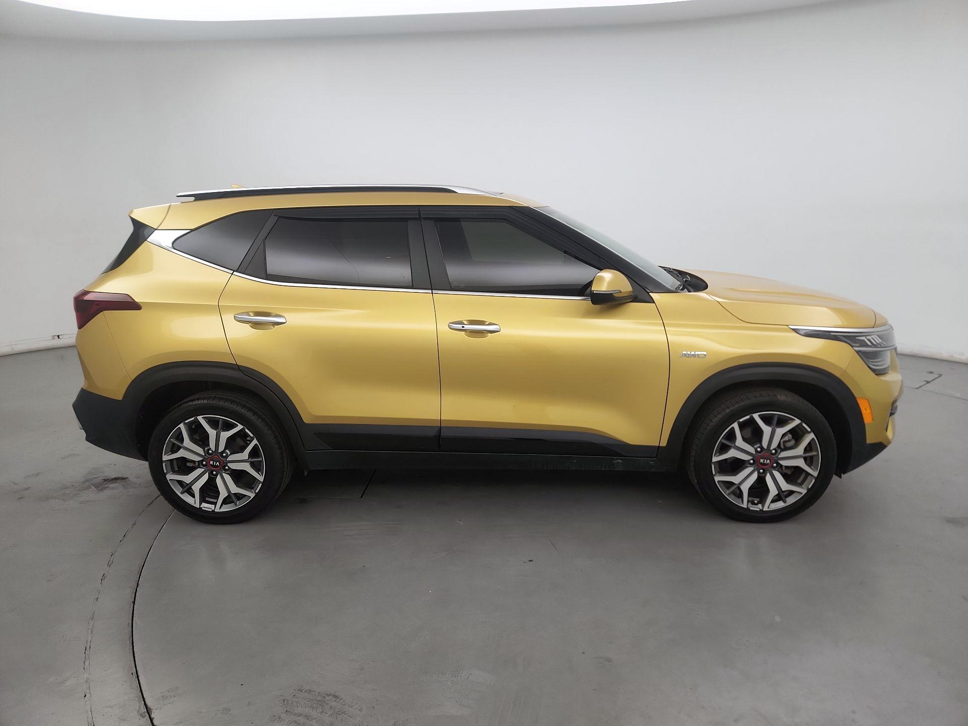 Thumbnail: 2021 Kia Seltos - 4