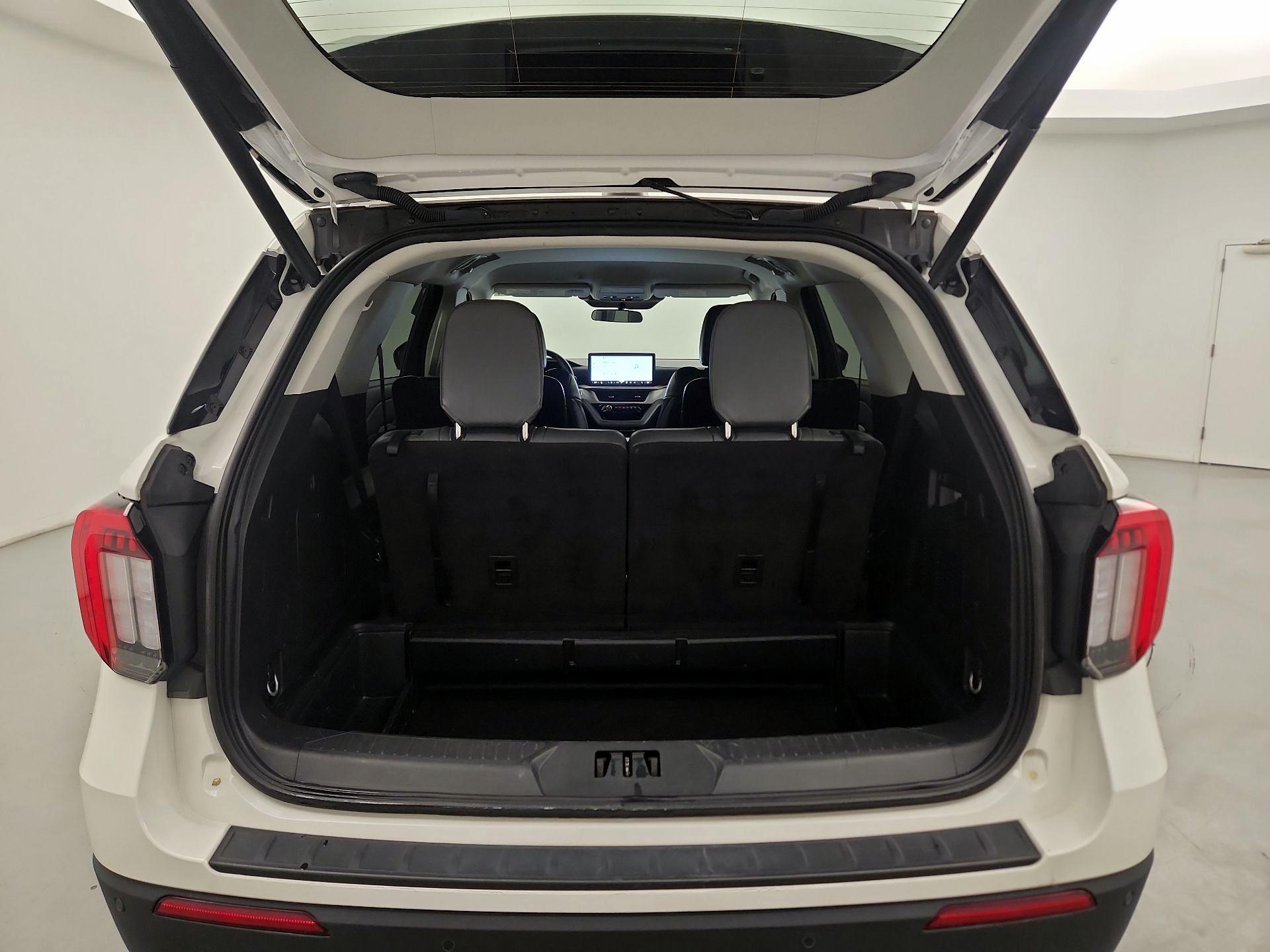 Thumbnail: 2025 Ford Explorer - 19