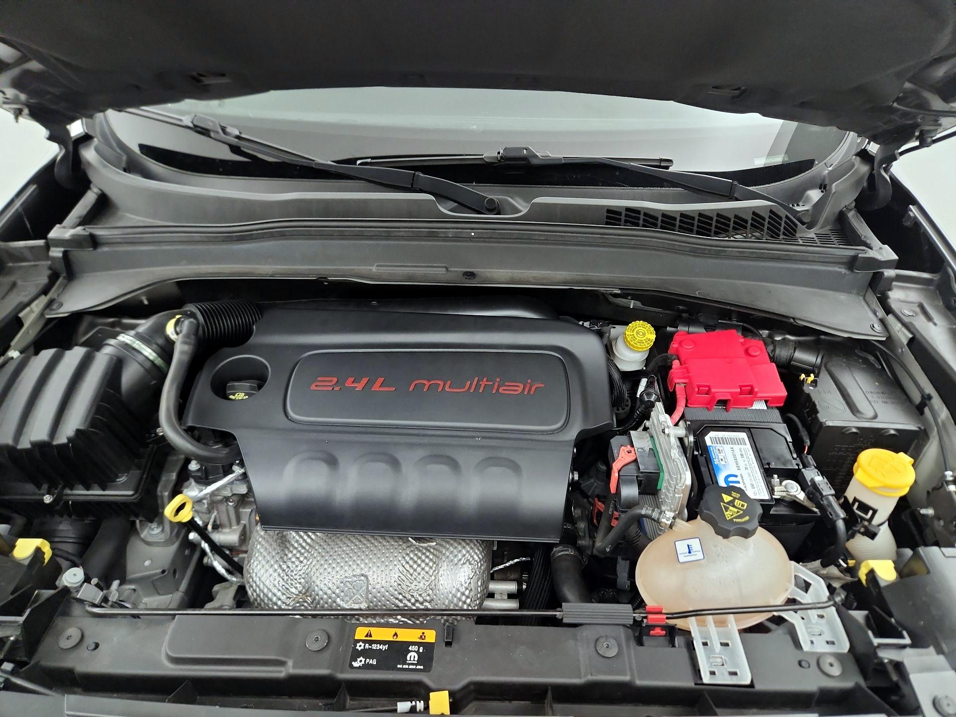 Thumbnail: 2020 Jeep Renegade - 19