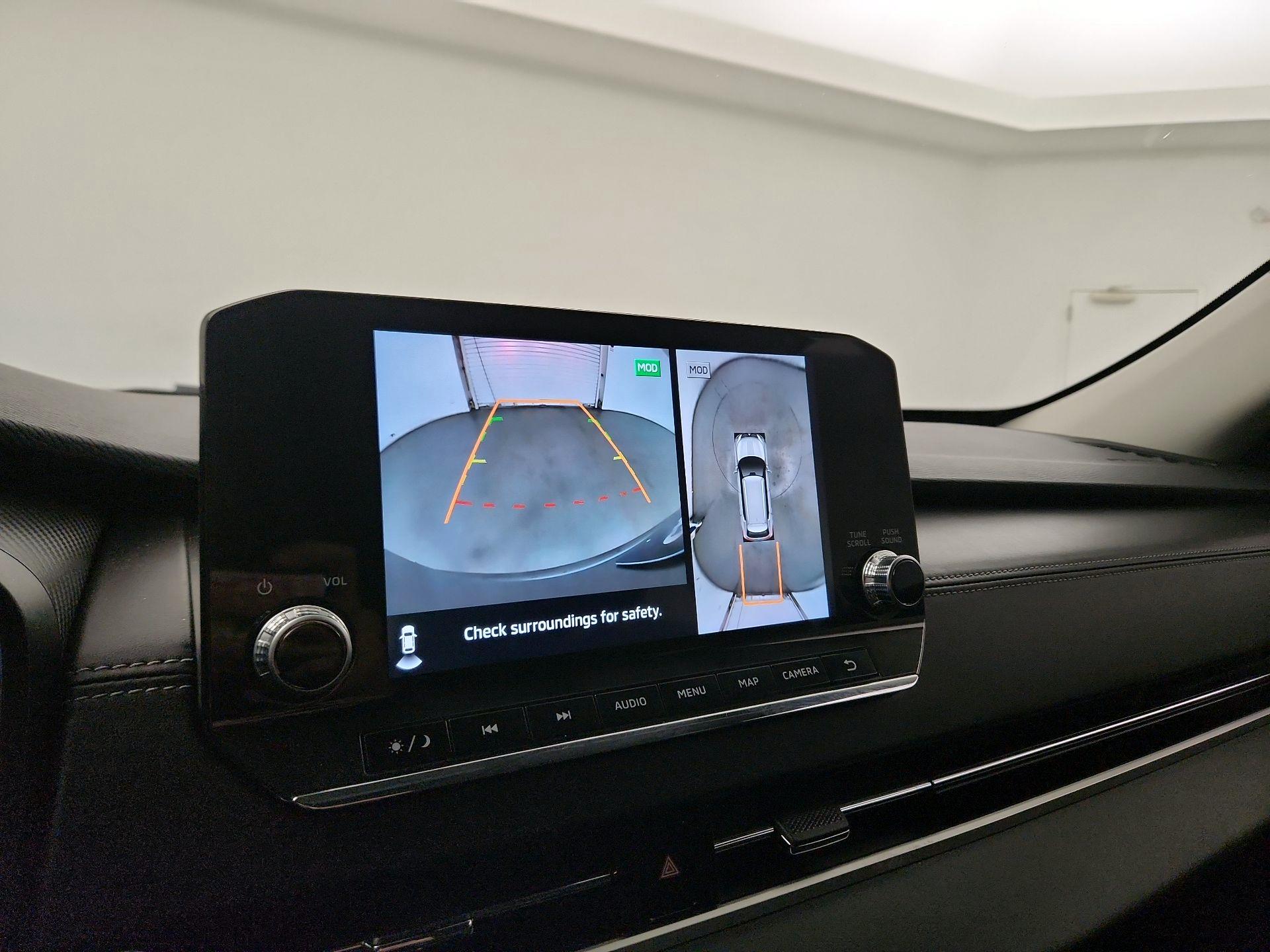 Thumbnail: 2024 Mitsubishi Outlander - 13