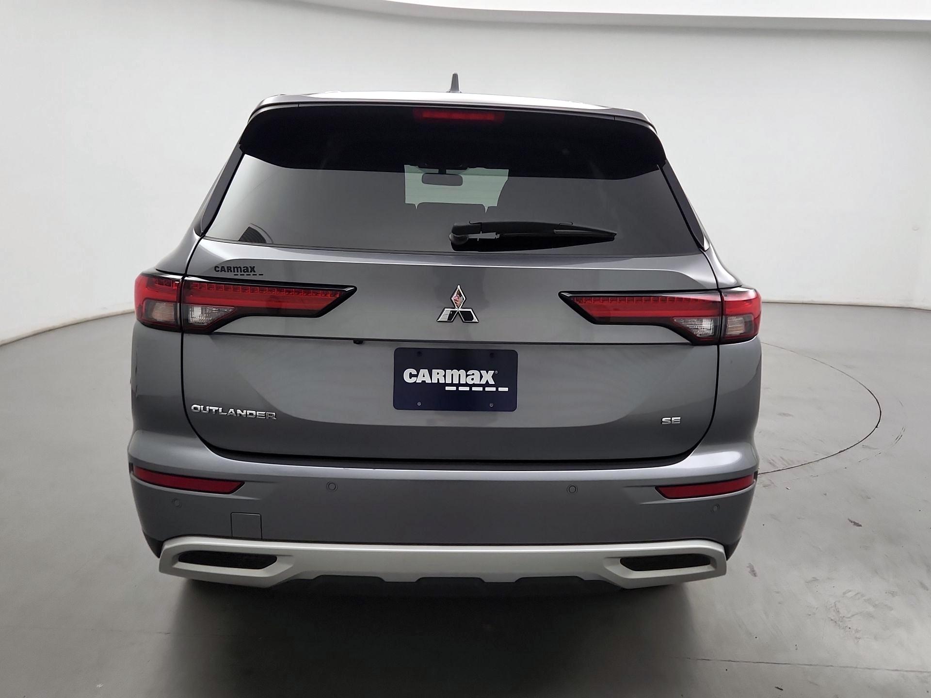 Thumbnail: 2024 Mitsubishi Outlander - 6