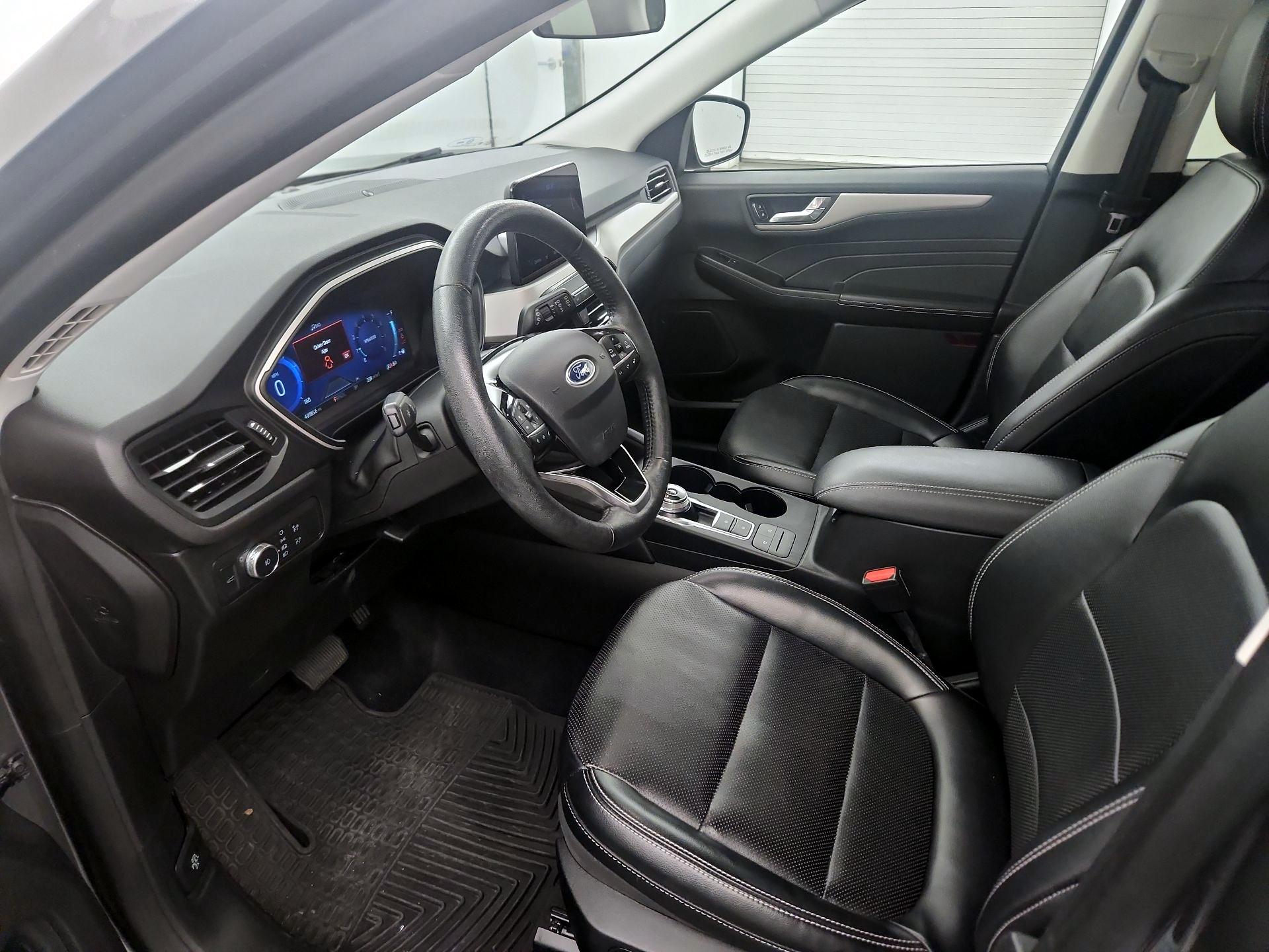 Thumbnail: 2021 Ford Escape - 9