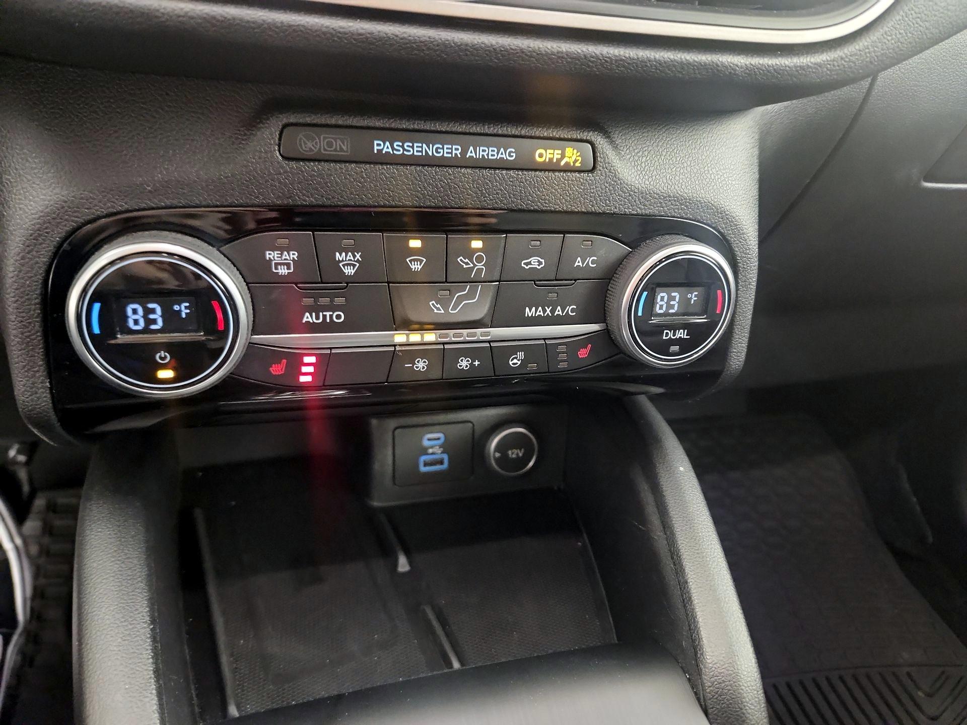 Thumbnail: 2021 Ford Escape - 15