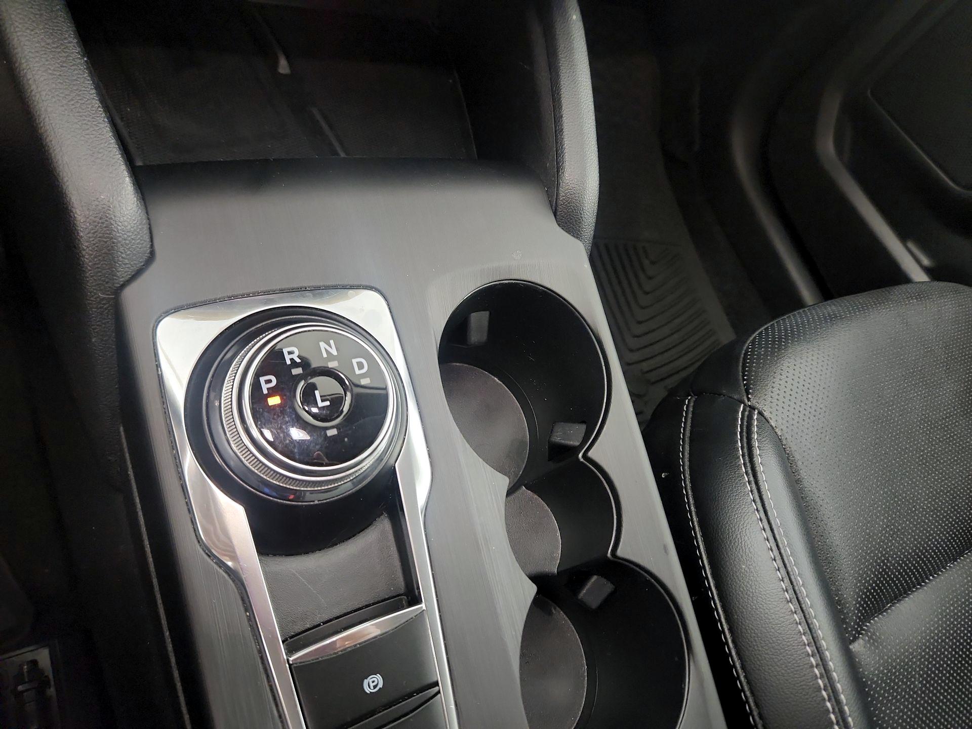 Thumbnail: 2021 Ford Escape - 16