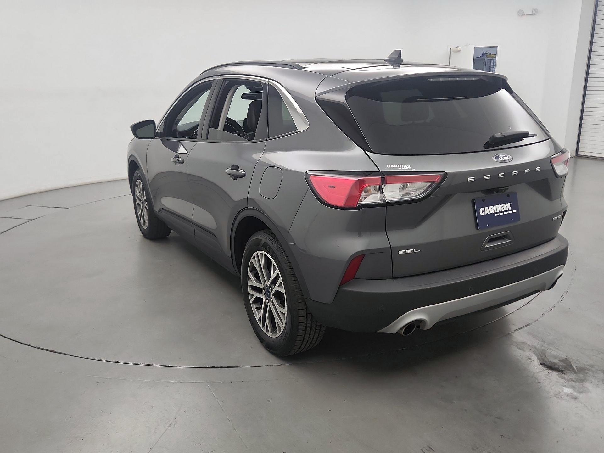 Thumbnail: 2021 Ford Escape - 7