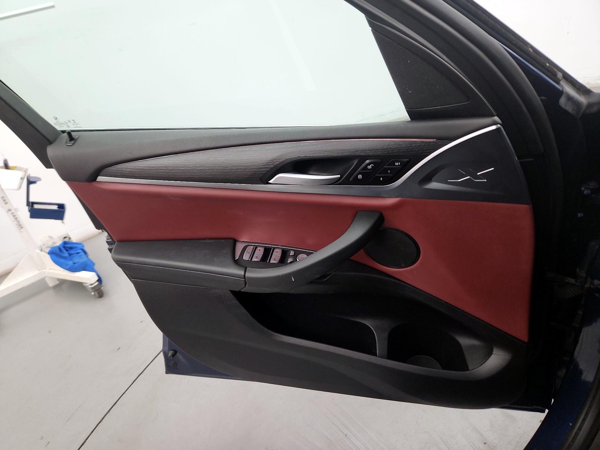 Thumbnail: 2022 BMW X3 - 10