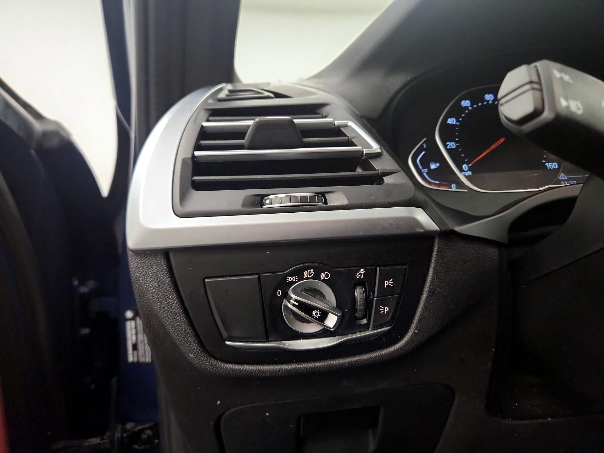 Thumbnail: 2022 BMW X3 - 11