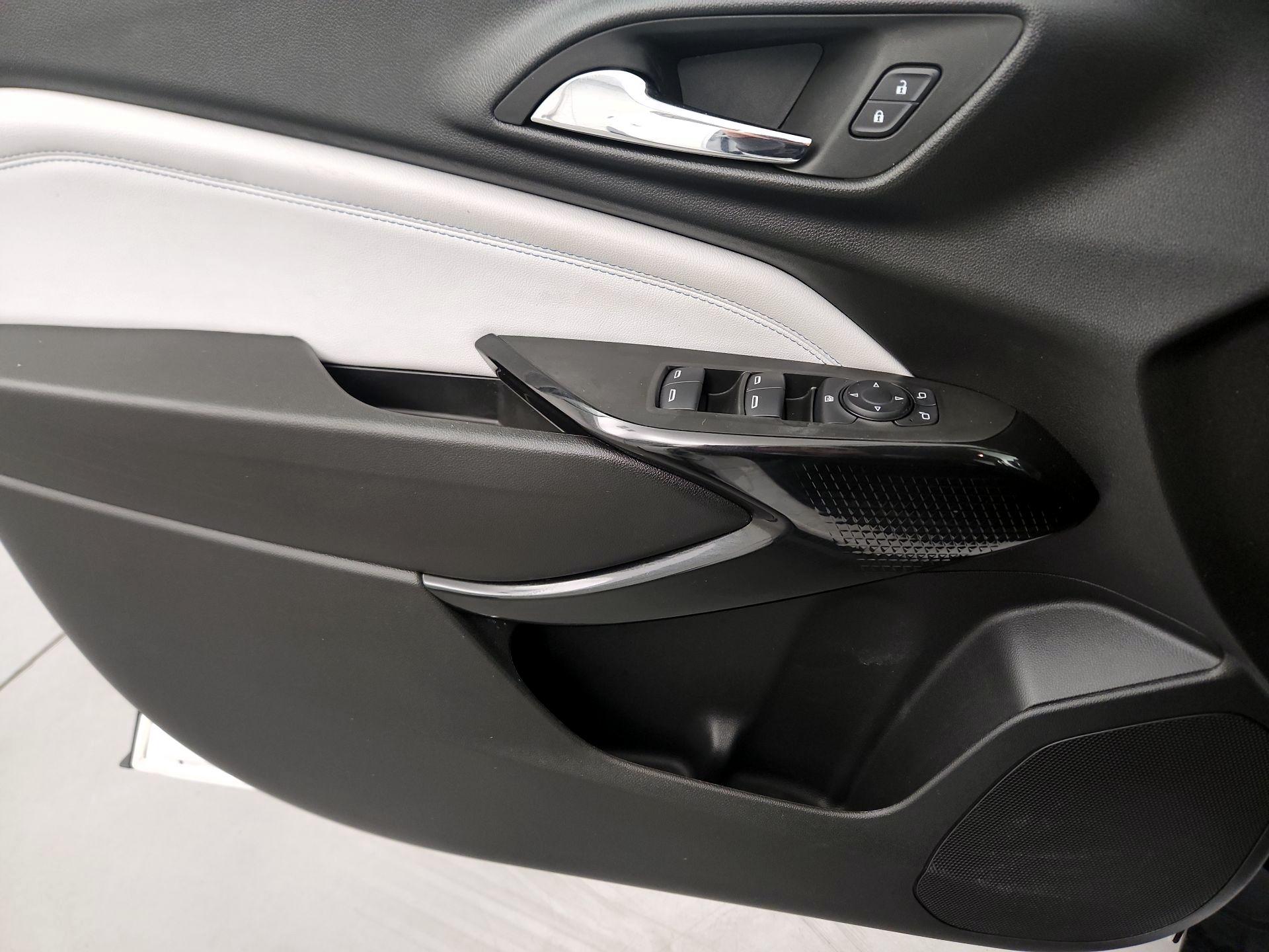 Thumbnail: 2024 Chevrolet Trax - 10