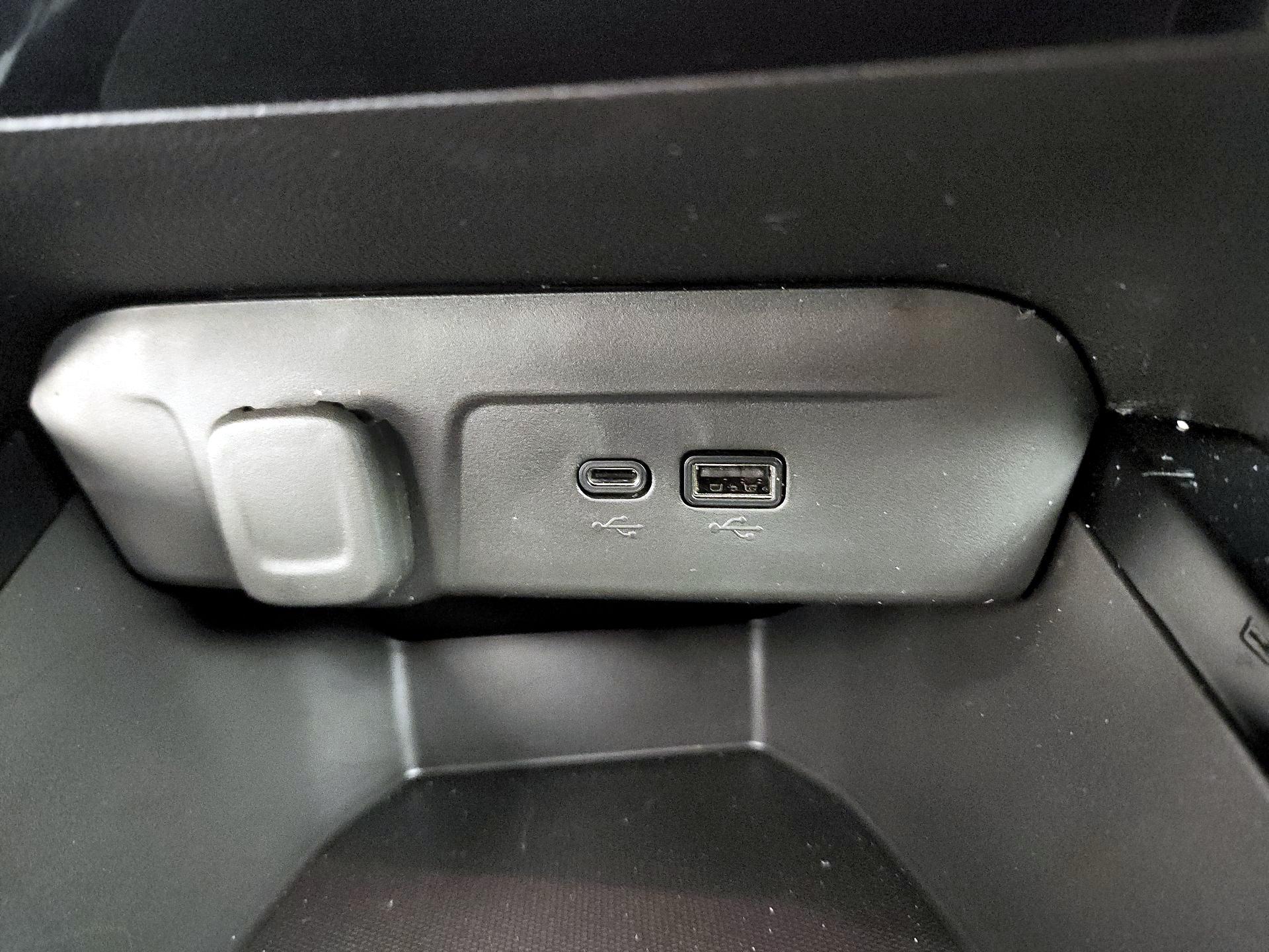 Thumbnail: 2024 Chevrolet Trax - 16