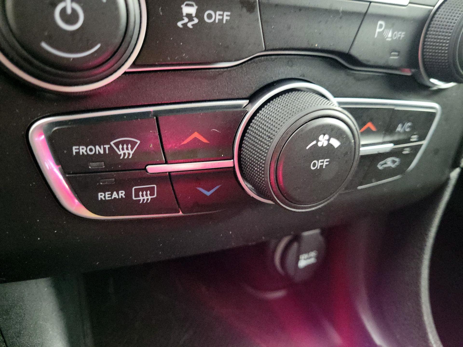 Thumbnail: 2023 Dodge Charger - 14