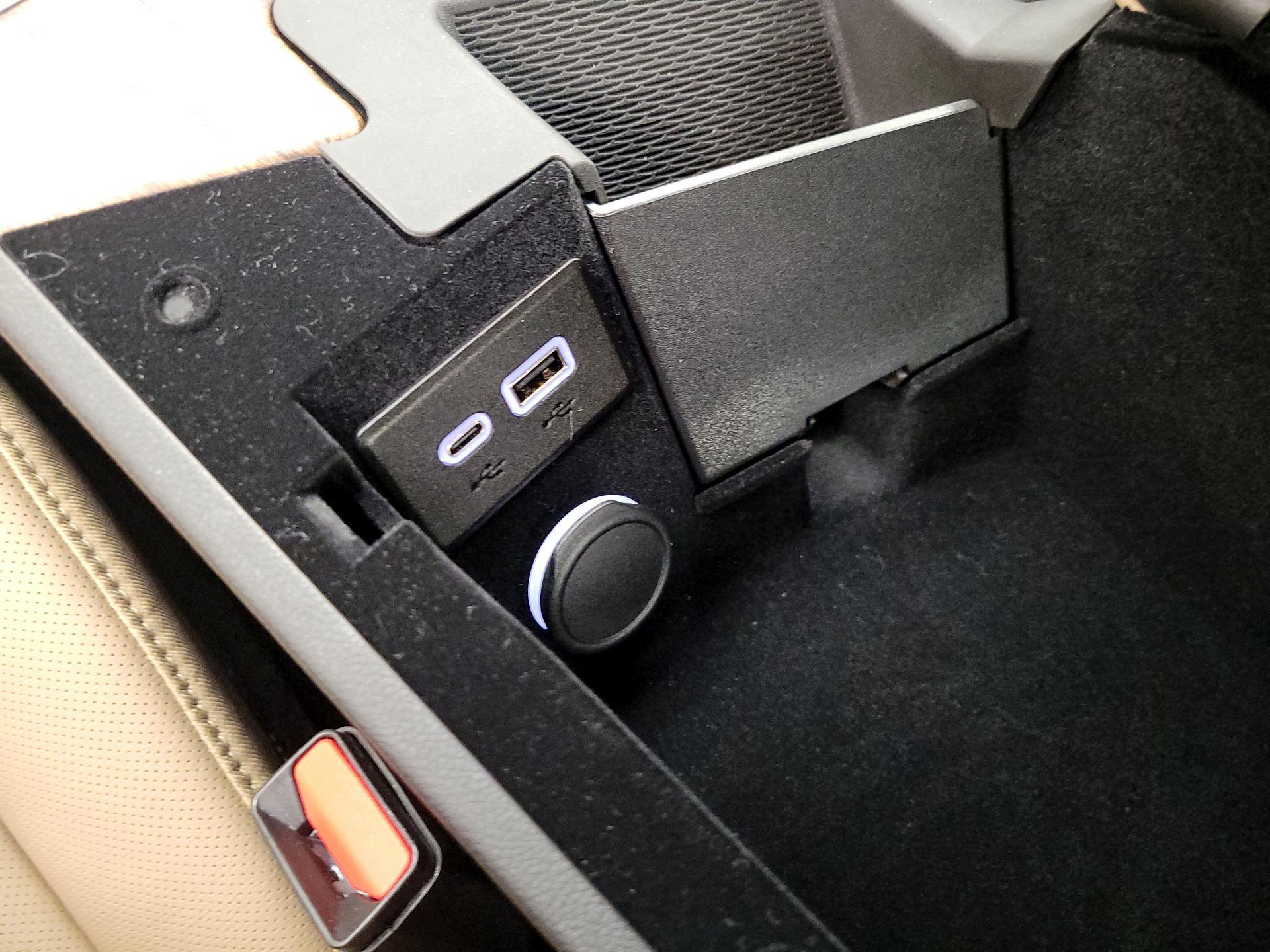 Thumbnail: 2025 Cadillac CT5 - 18