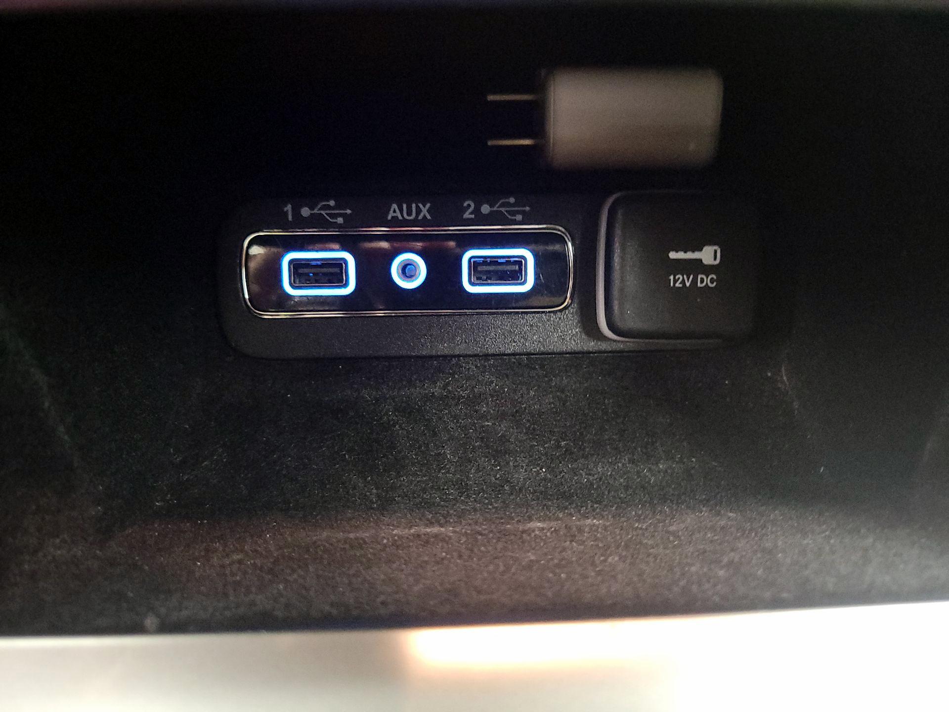 Thumbnail: 2018 Jeep Grand Cherokee - 18