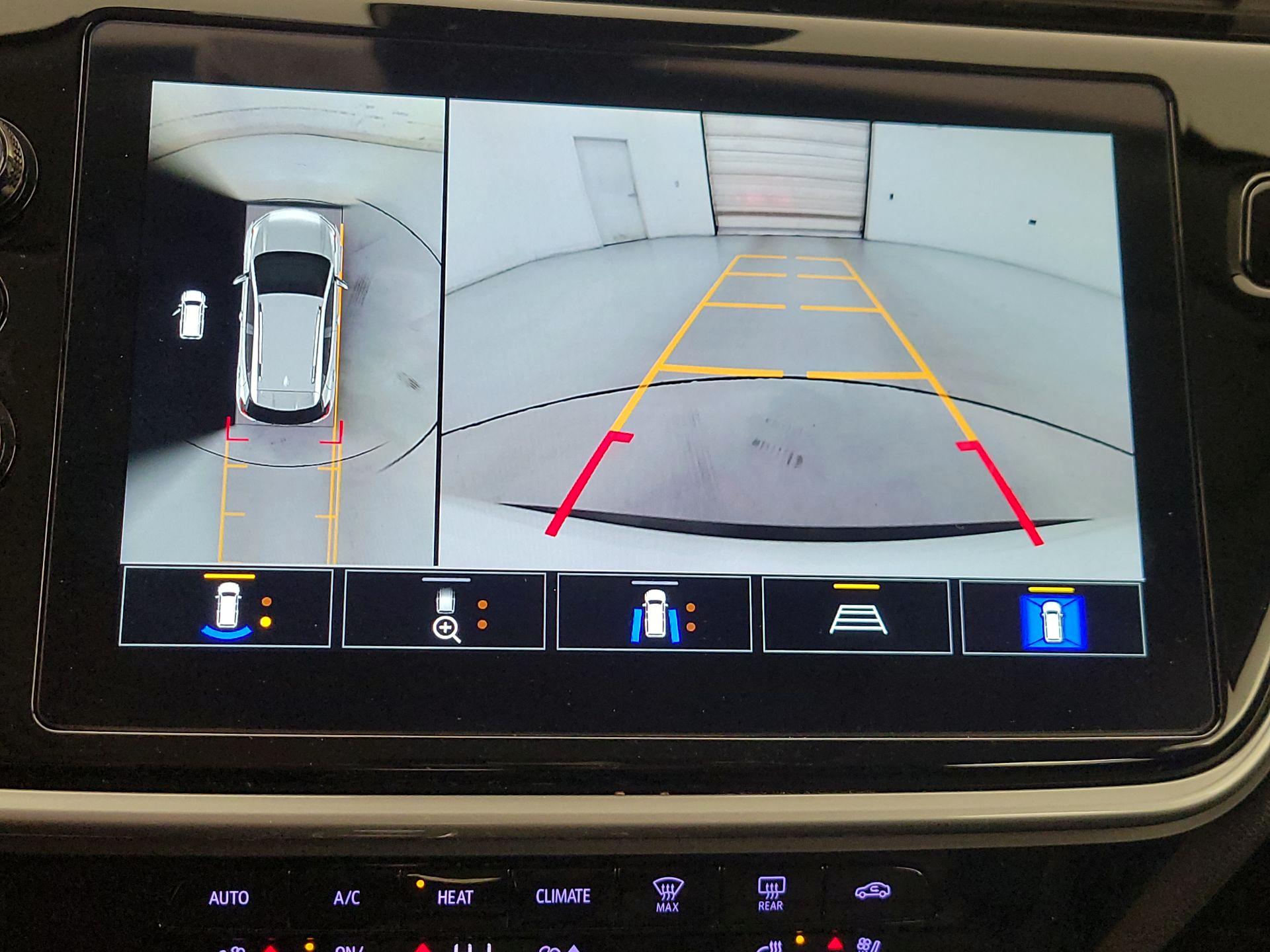 Thumbnail: 2023 Chevrolet Bolt EUV - 15